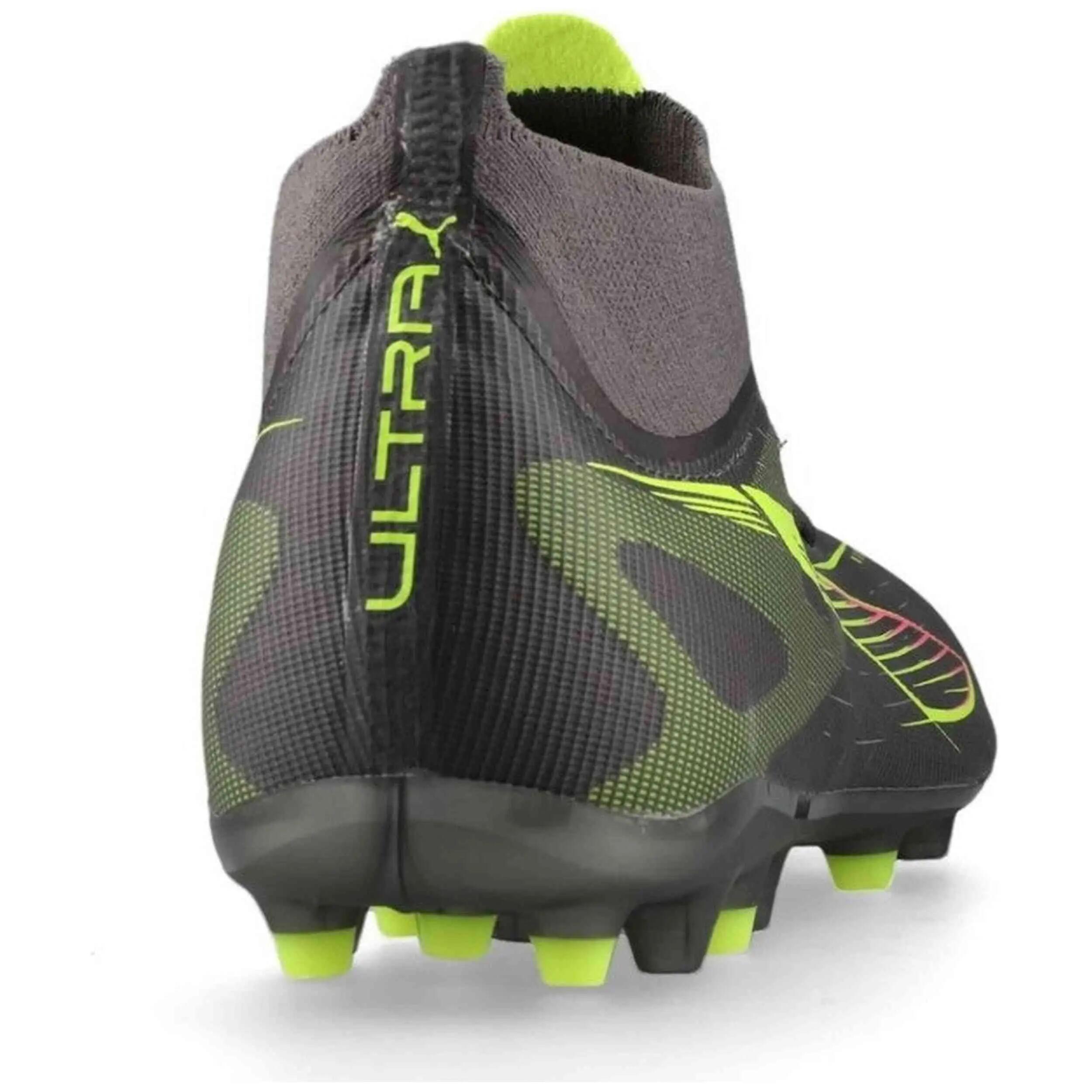Botas de futbol Puma modelo Ultra 5 Match+ MG "Matte Aged Silver-Yel para hombre 3/4
