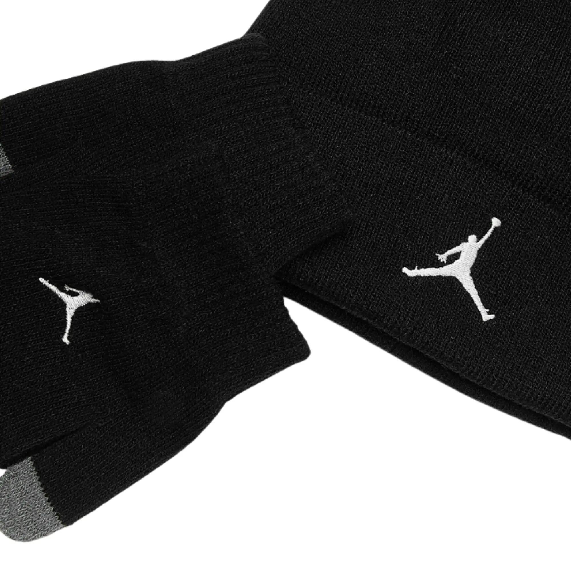 Czapka Jordan Jan Essentials Beanie S Dzieci 5/5
