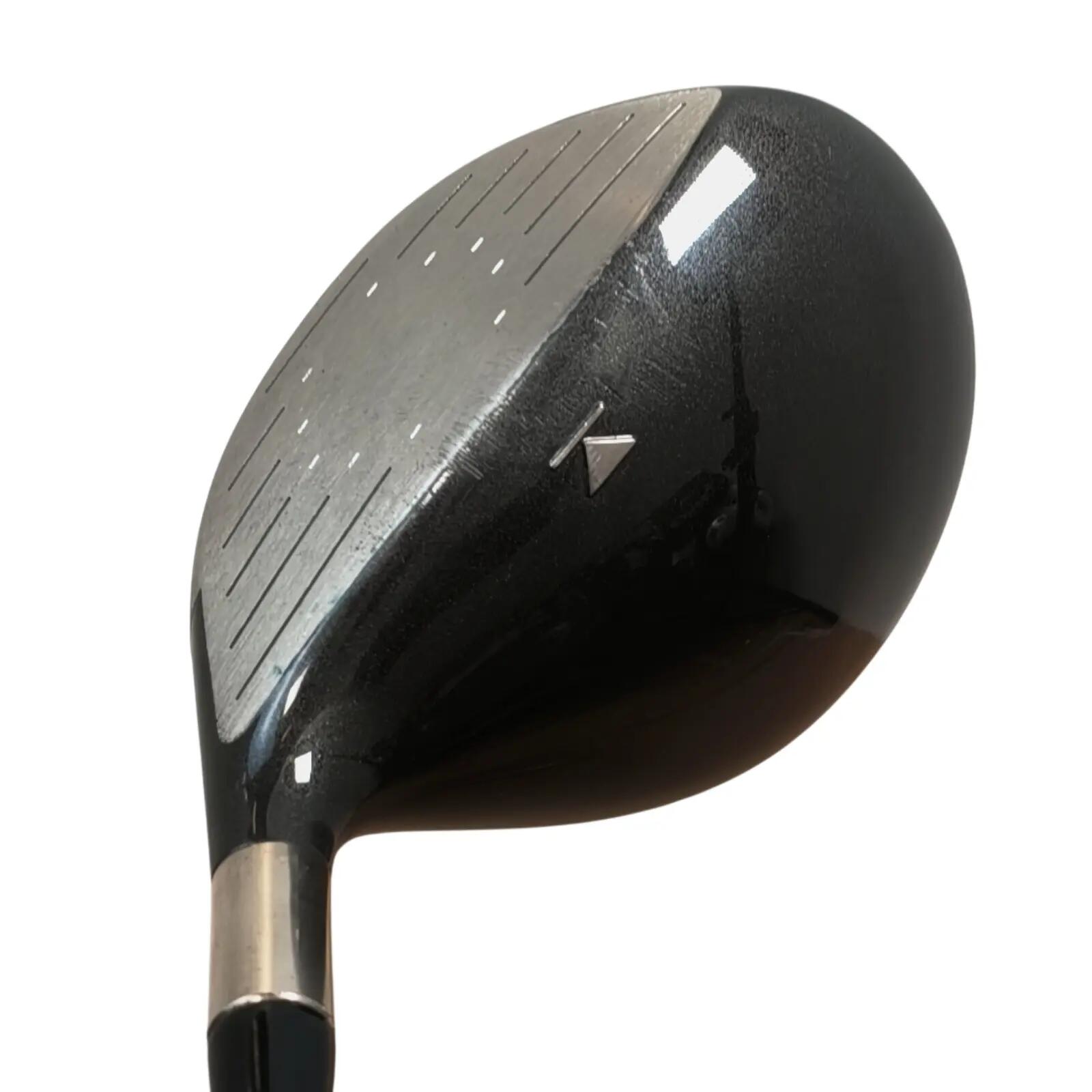Titleist 905T Driver / Flex Stiff / Loft 8.5 4/6