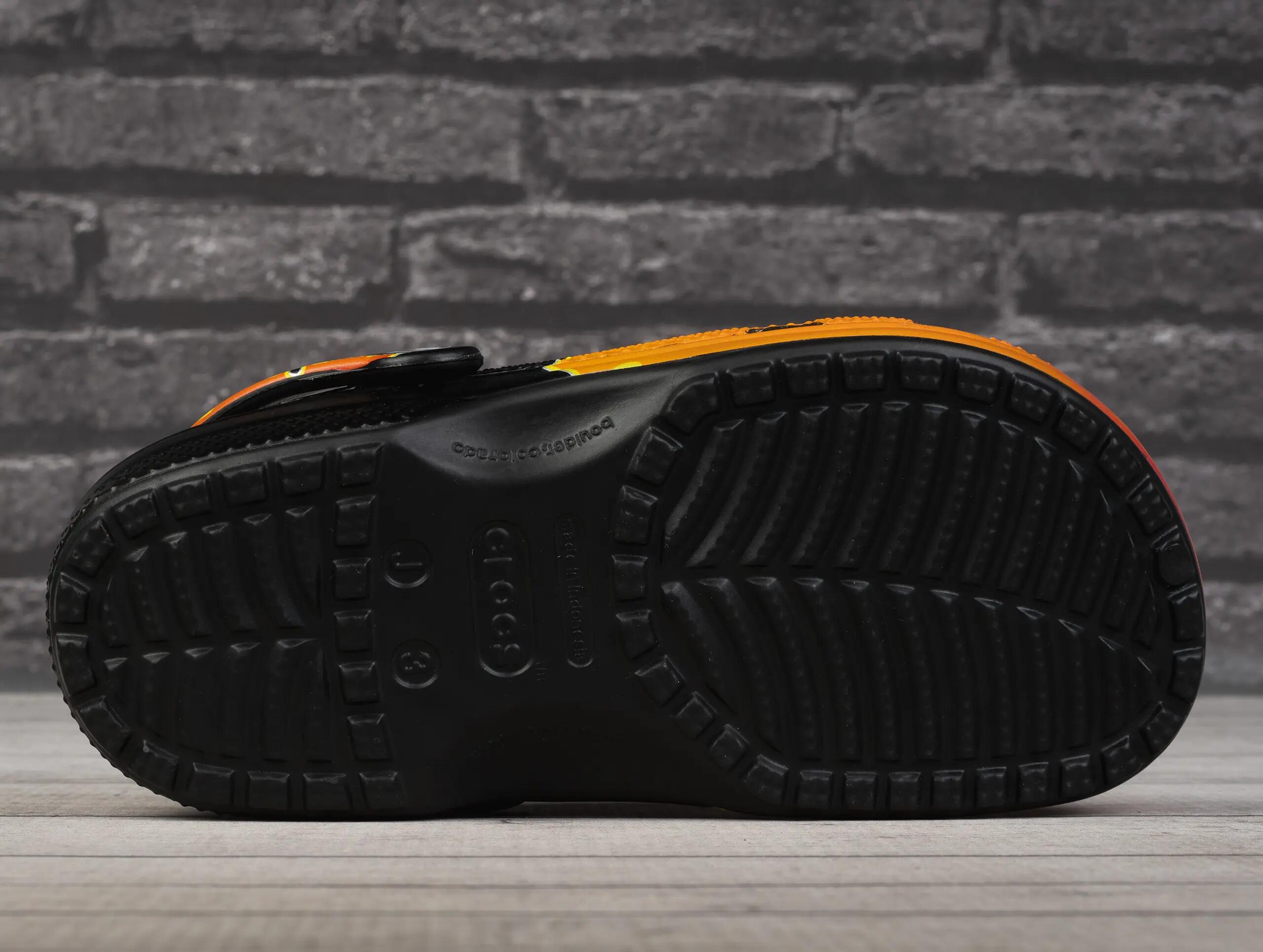 Klapki chodaki dziecięce Crocs CLASSIC FLAMES CLOG K 5/5