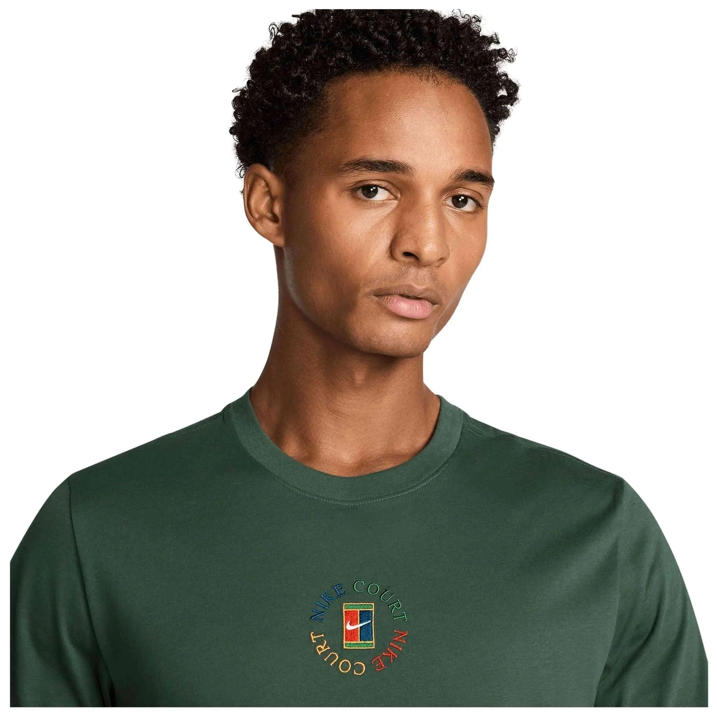 Camiseta de manga corta Nike modelo NikeCourt Dri-FIT para hombre 3/3