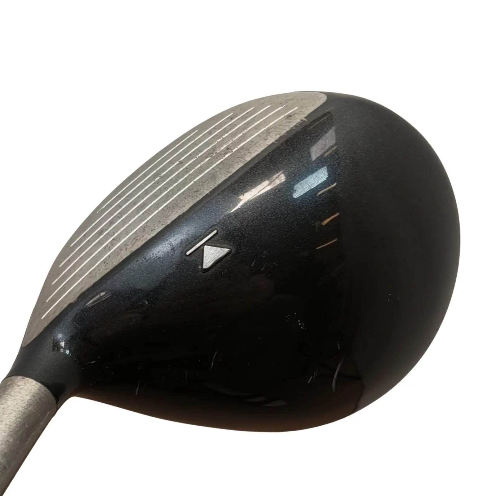 Titleist 909F3 Fairway Wood / Flex Regular / #3/15 3/5