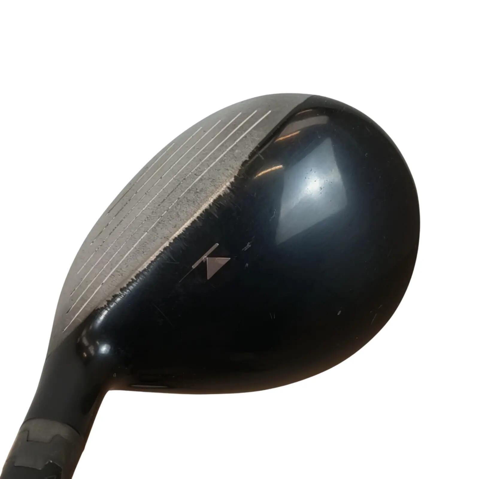 Titleist 910F Fairway Wood / Flex Stiff / #5/17 4/6