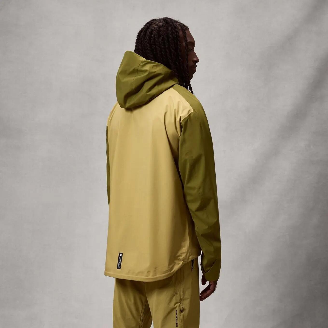 Giacca Endura AllTrack Rout Waterproof verde da uomo 2/7