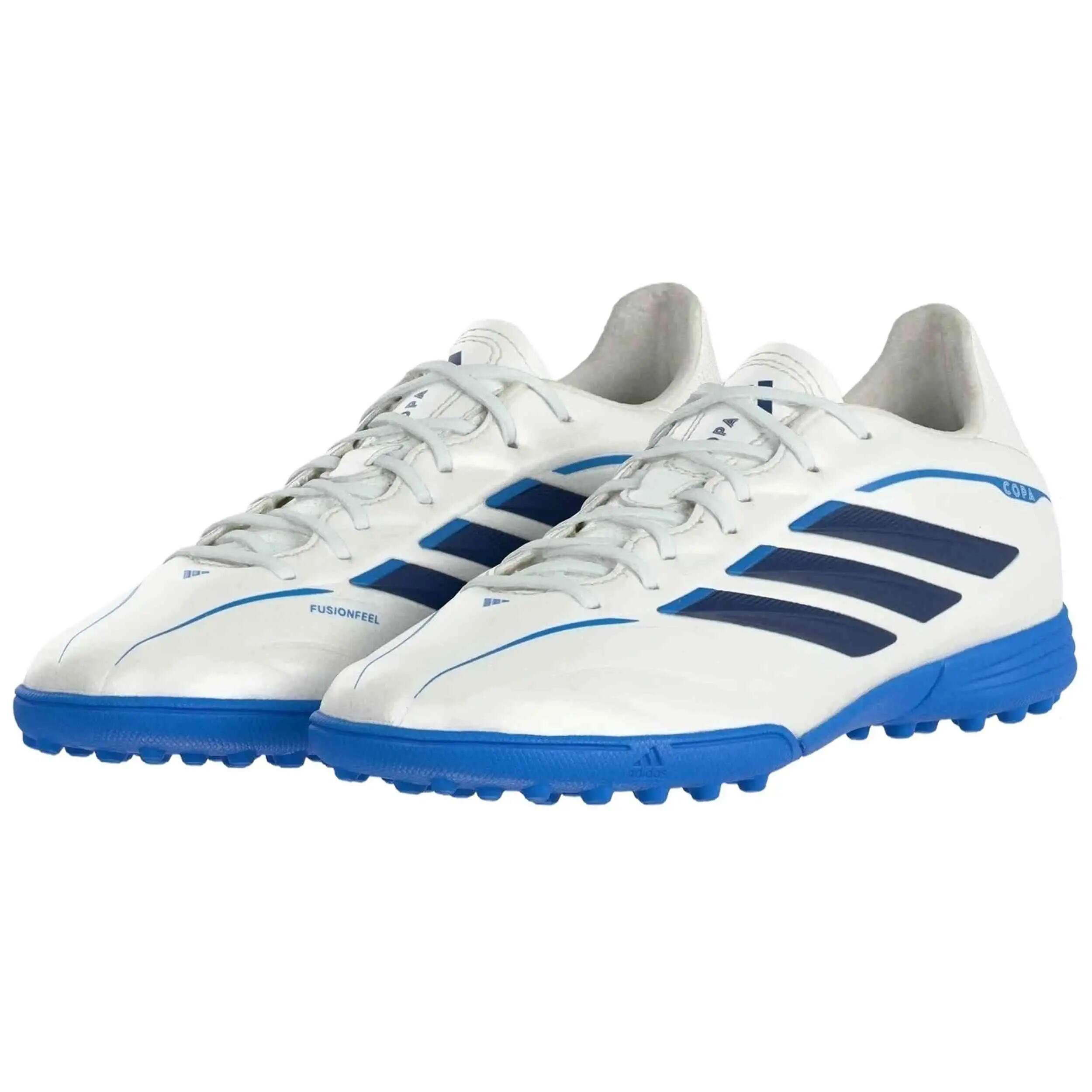 Voetbalschoenen Adidas model Copa Pure IV League Turf Soccer voor unisex jongens 2/3
