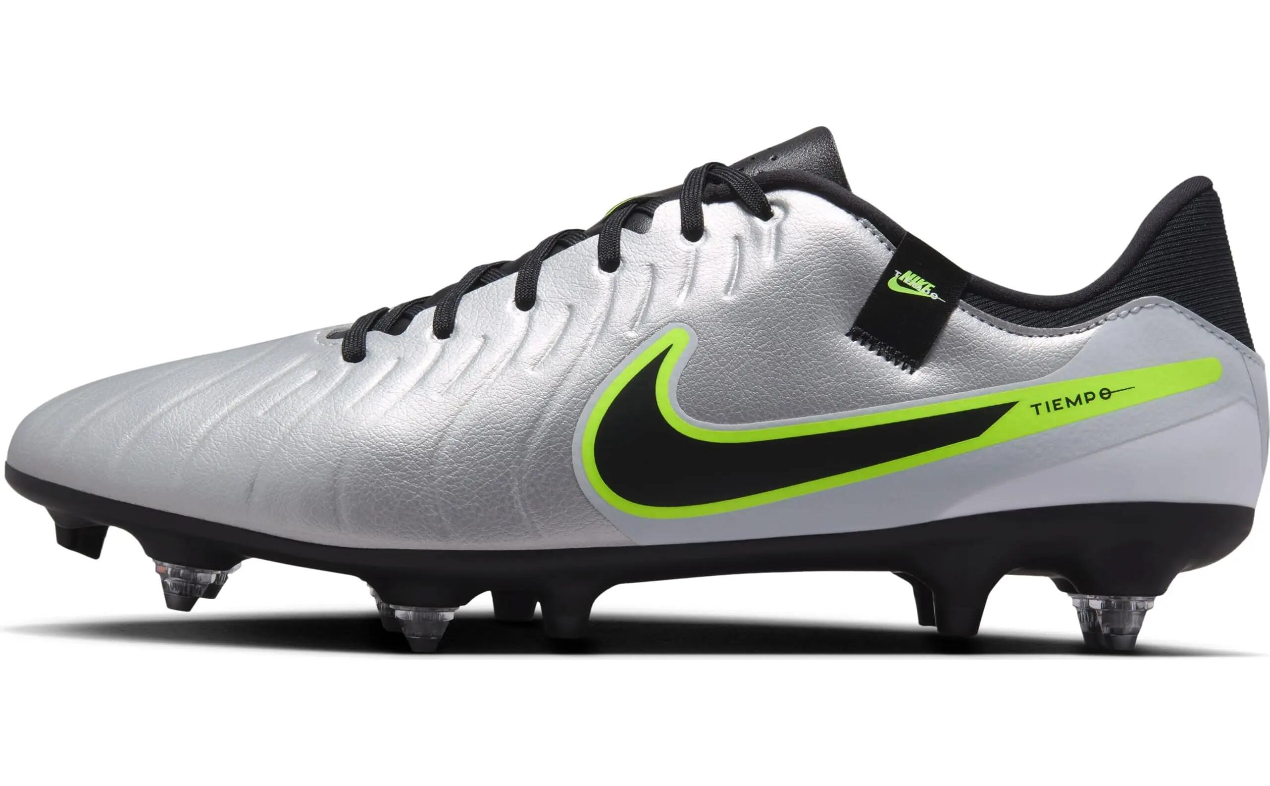 NIKE picture