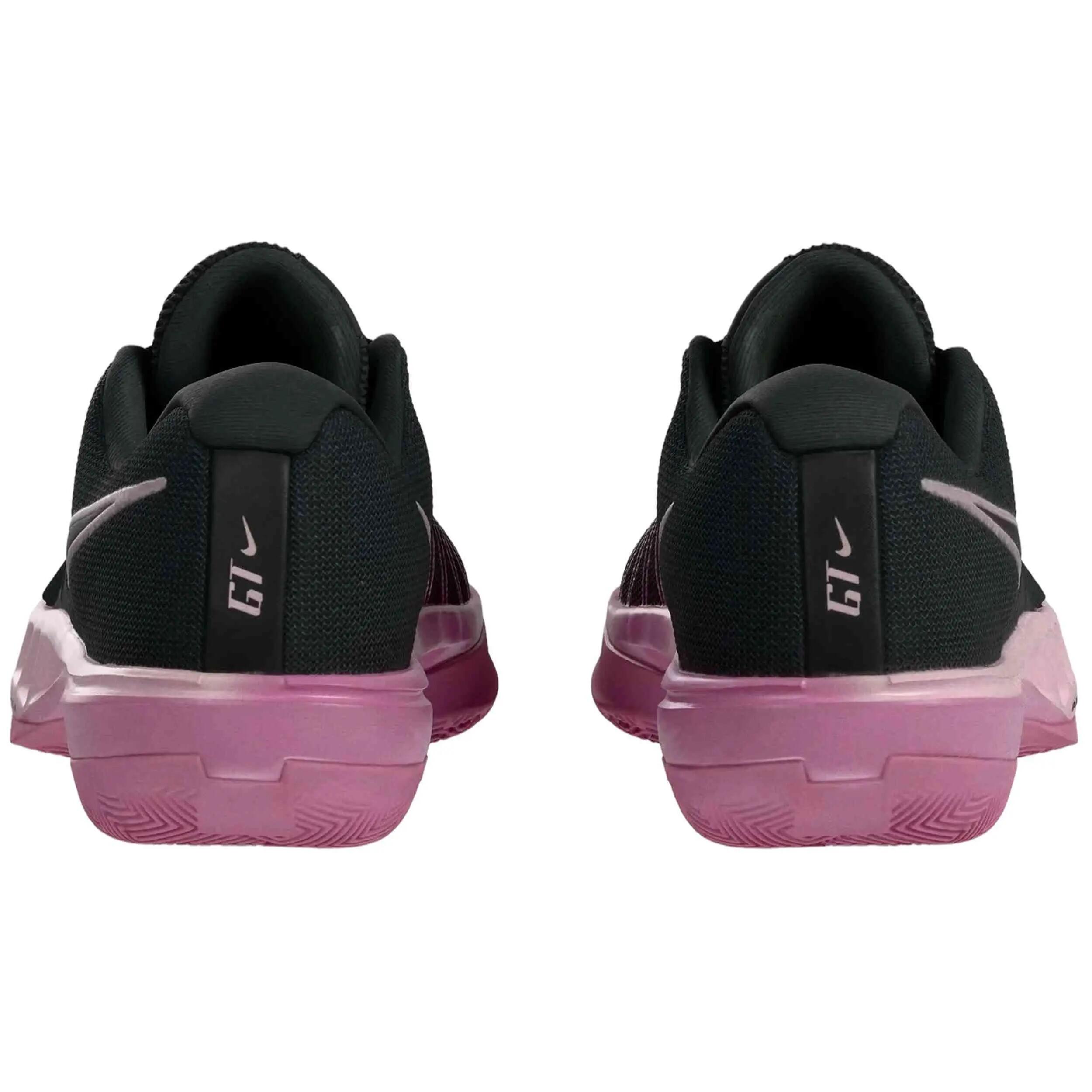Zapatillas de baloncesto Nike modelo GT Cut Academy 2 "Negro/Pink" para hombre 4/5