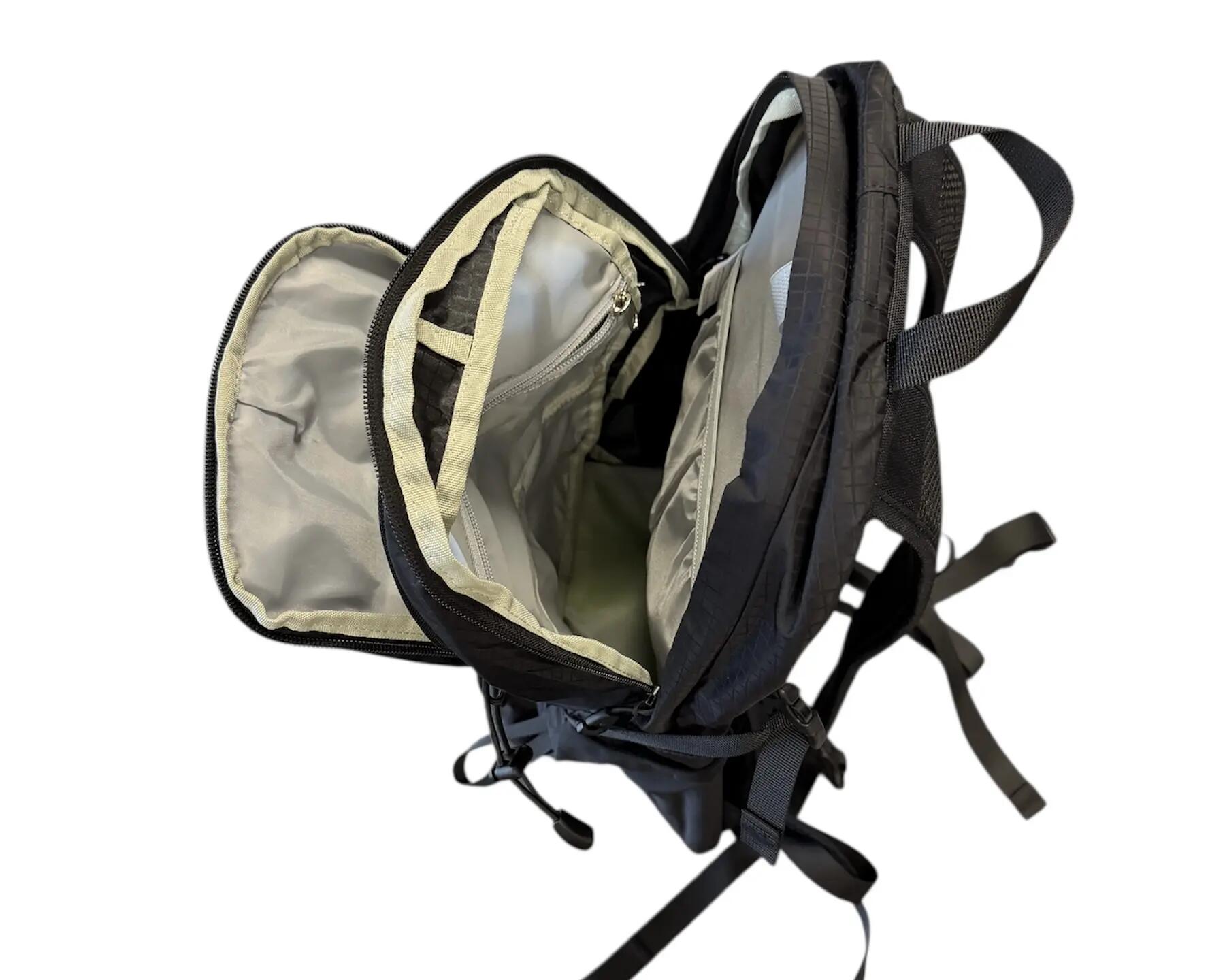 Turistický batoh Apex 20 l se zádovým systémem Air Vent 10/10