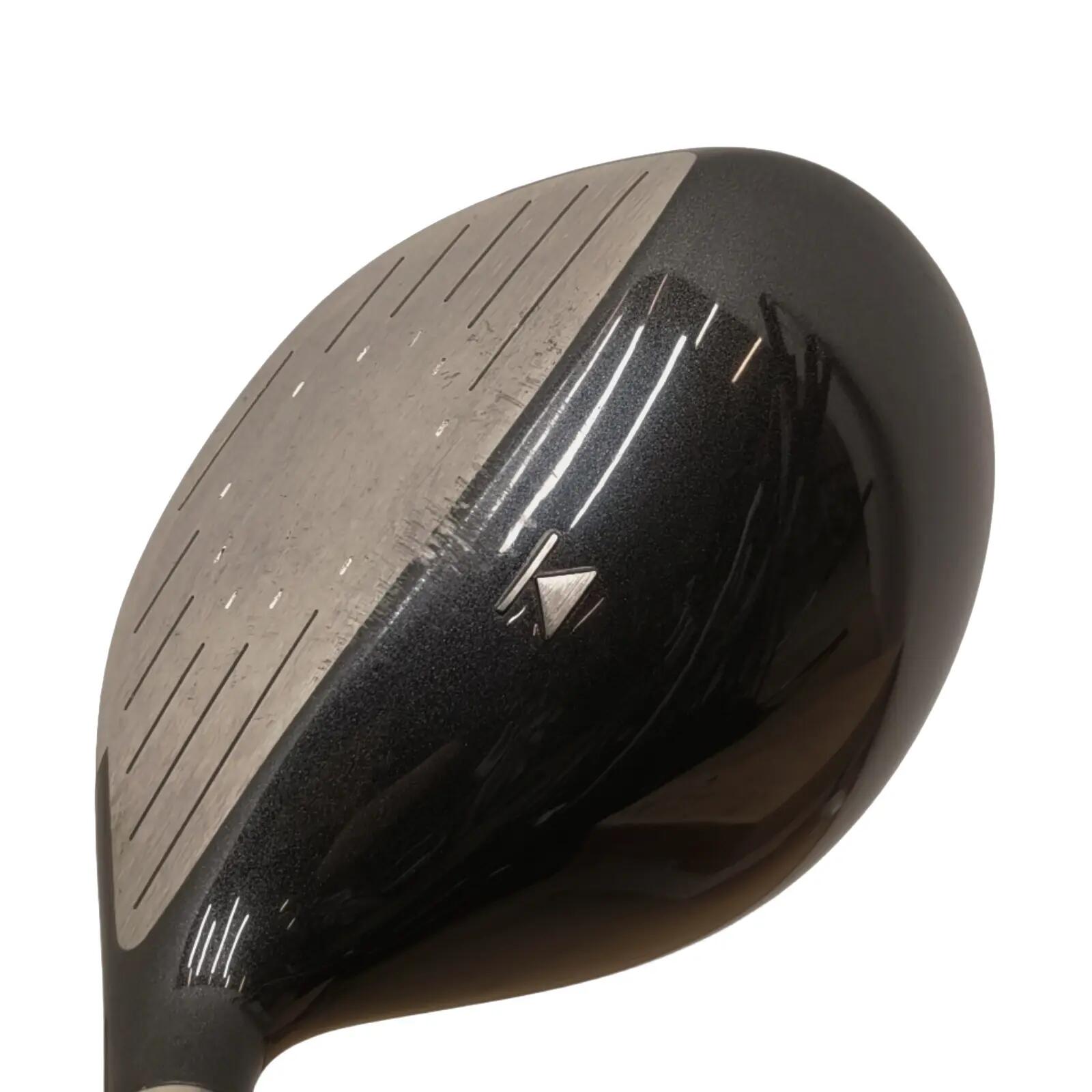 Titleist 905T Driver / Flex Stiff / Loft 9.5 4/6
