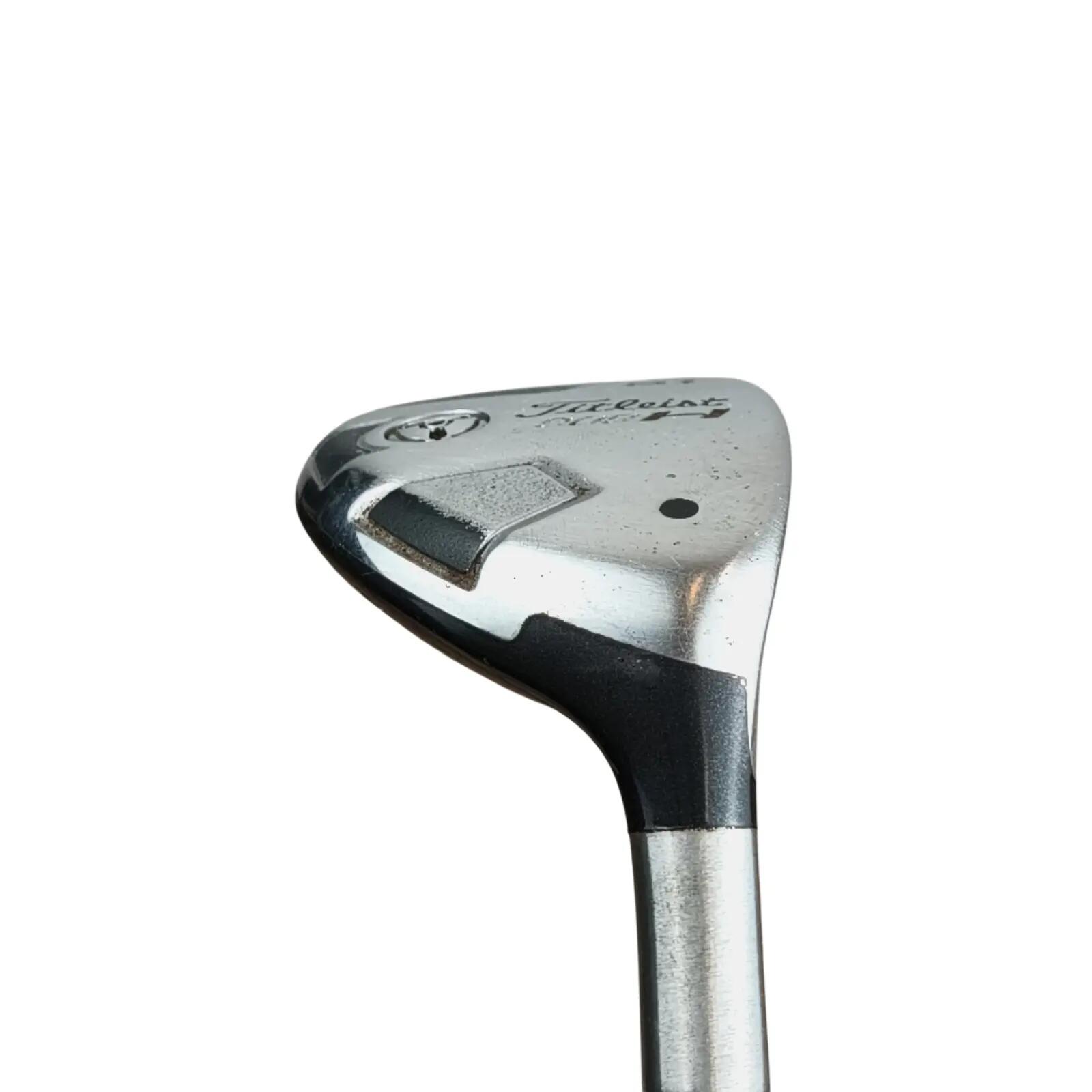 Titleist 909H Hybrid / Flex Regular / #3/21 2/5