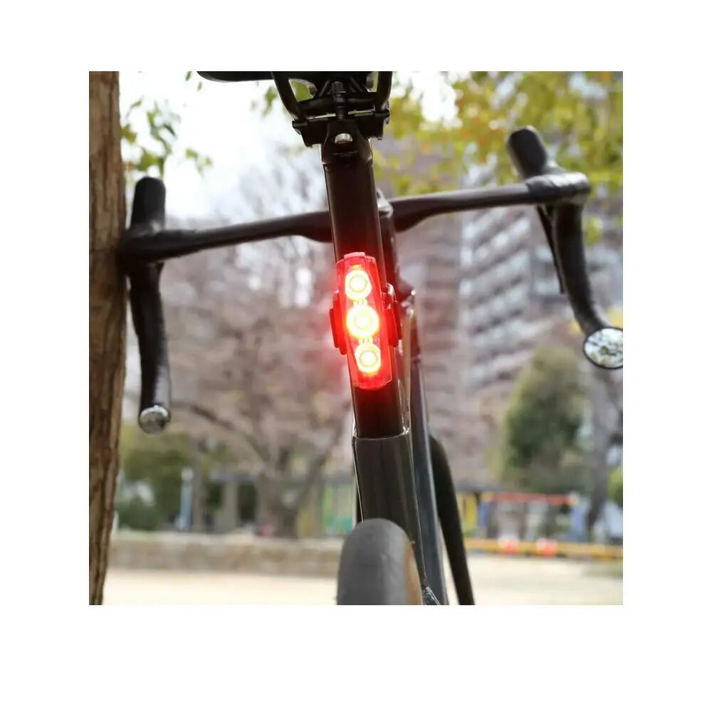 Lumière arrière Vélo Cateye VIZ450 II 450 Lumens 2/3