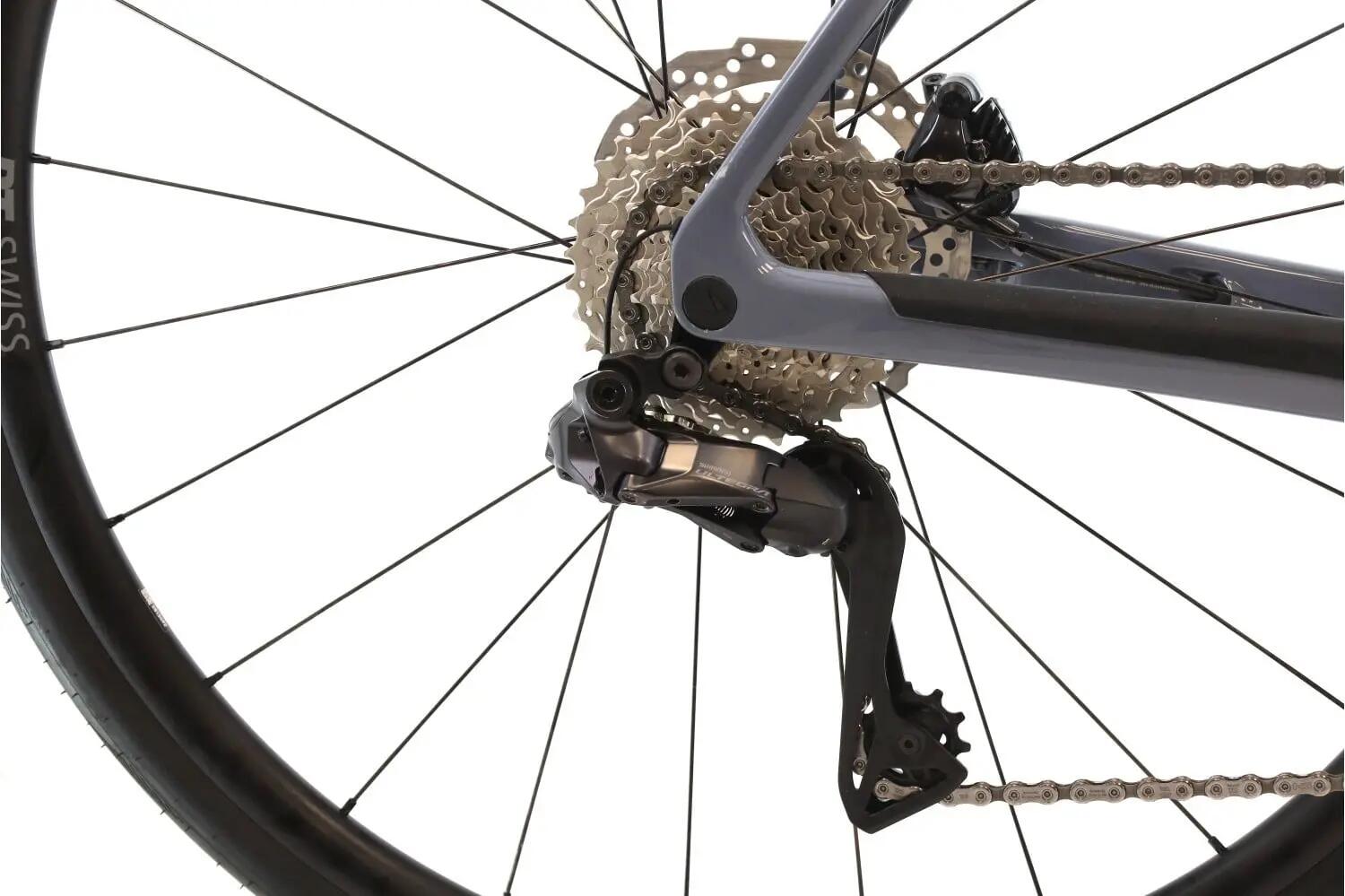 Segunda Vida · Bicicleta carretera ·  Endurace CF 8 Di2 12V · Muy buen estado 3/8