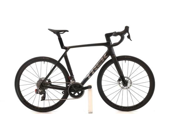 Refurbished Rennrad · Madone SL6 AXS 12V · Sehr guter Zustand
