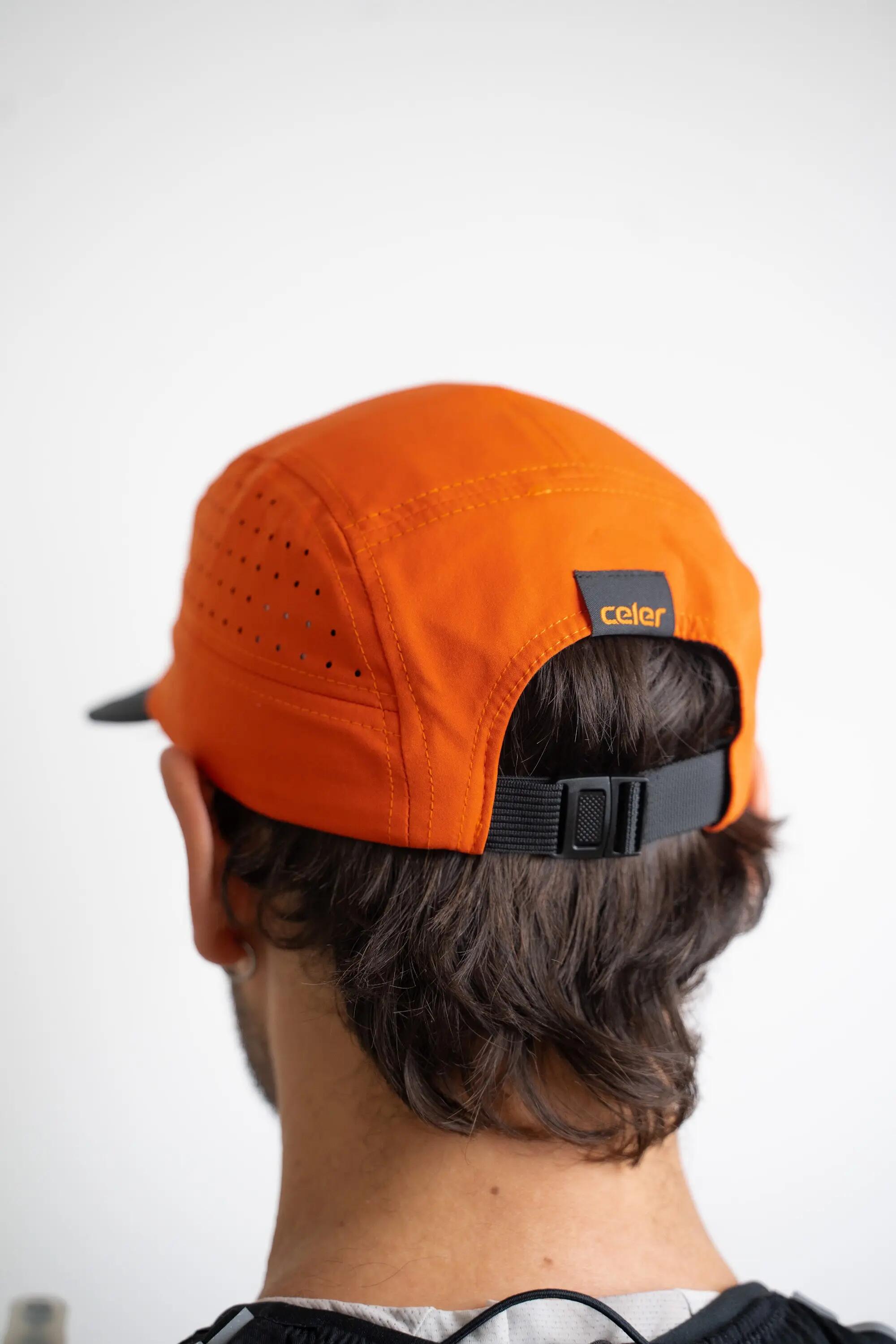 Boné Running Unissexo Microperfurado Respirável BETA Laranja logótipo branco 3/8