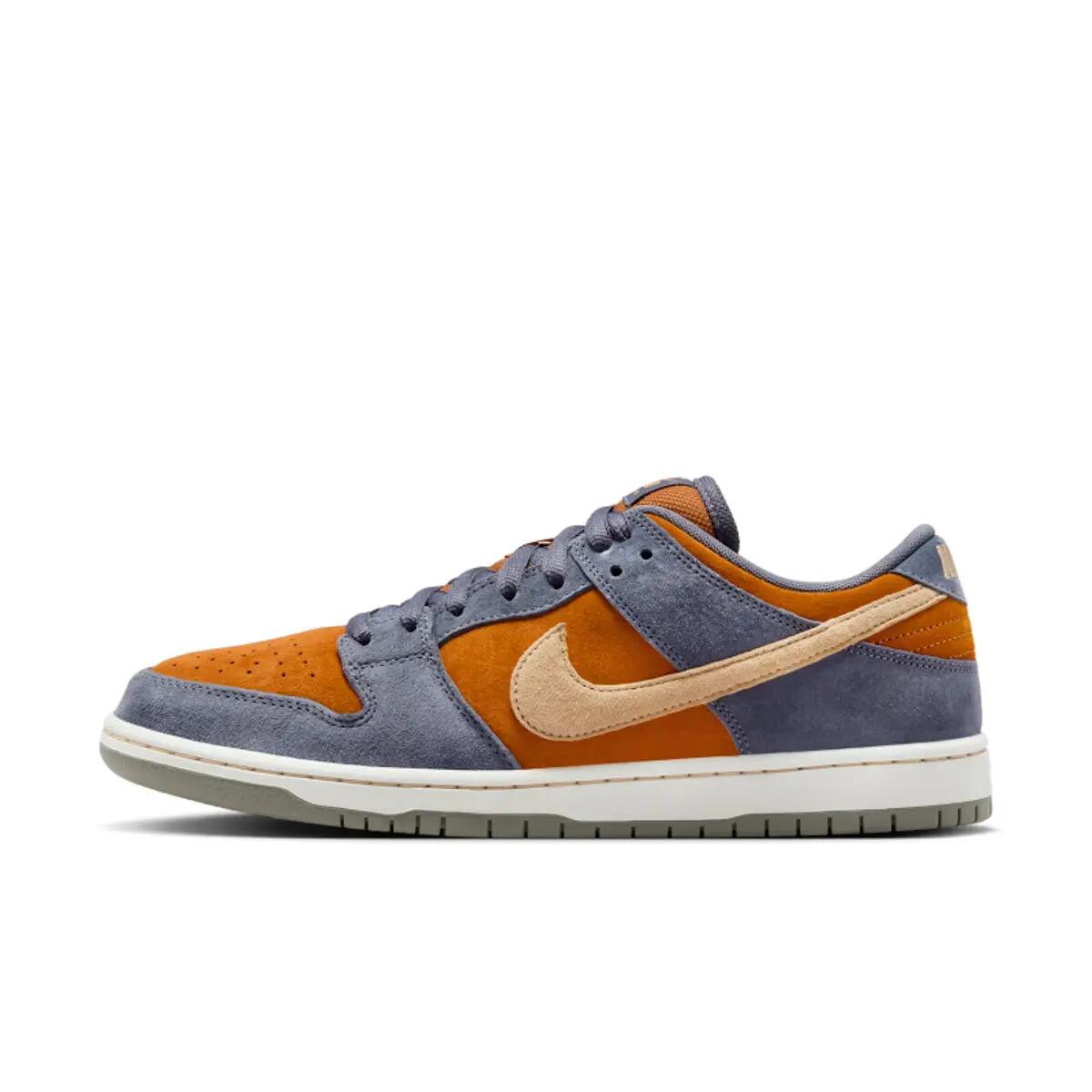 Nike SB Dunk Low Light Carbon Monarch 3/6