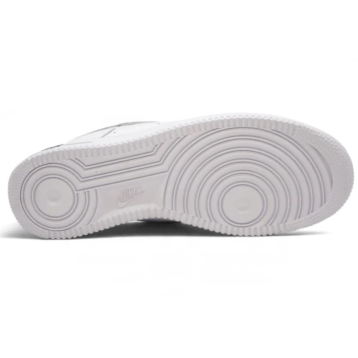 Nike Air Force 1 '07 LV8 White Black 3/3