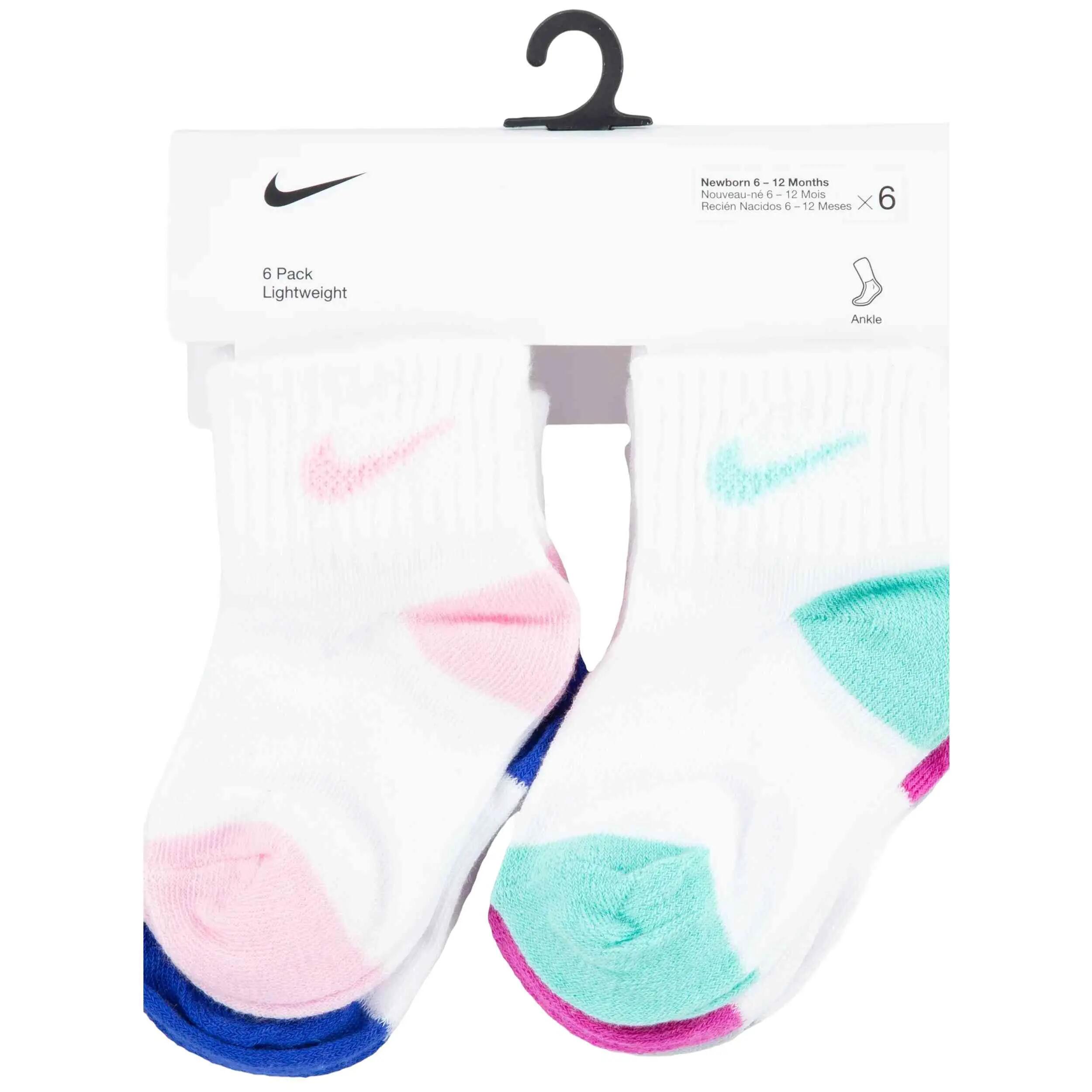 Calcetines Nike modelo MN0299-A8F para bebe 3/4