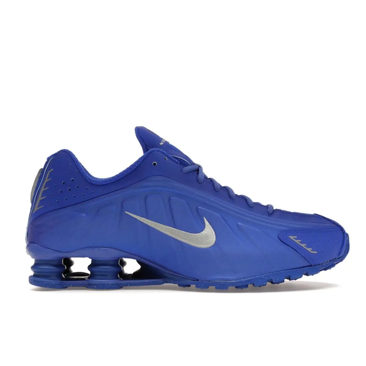 NIKE picture