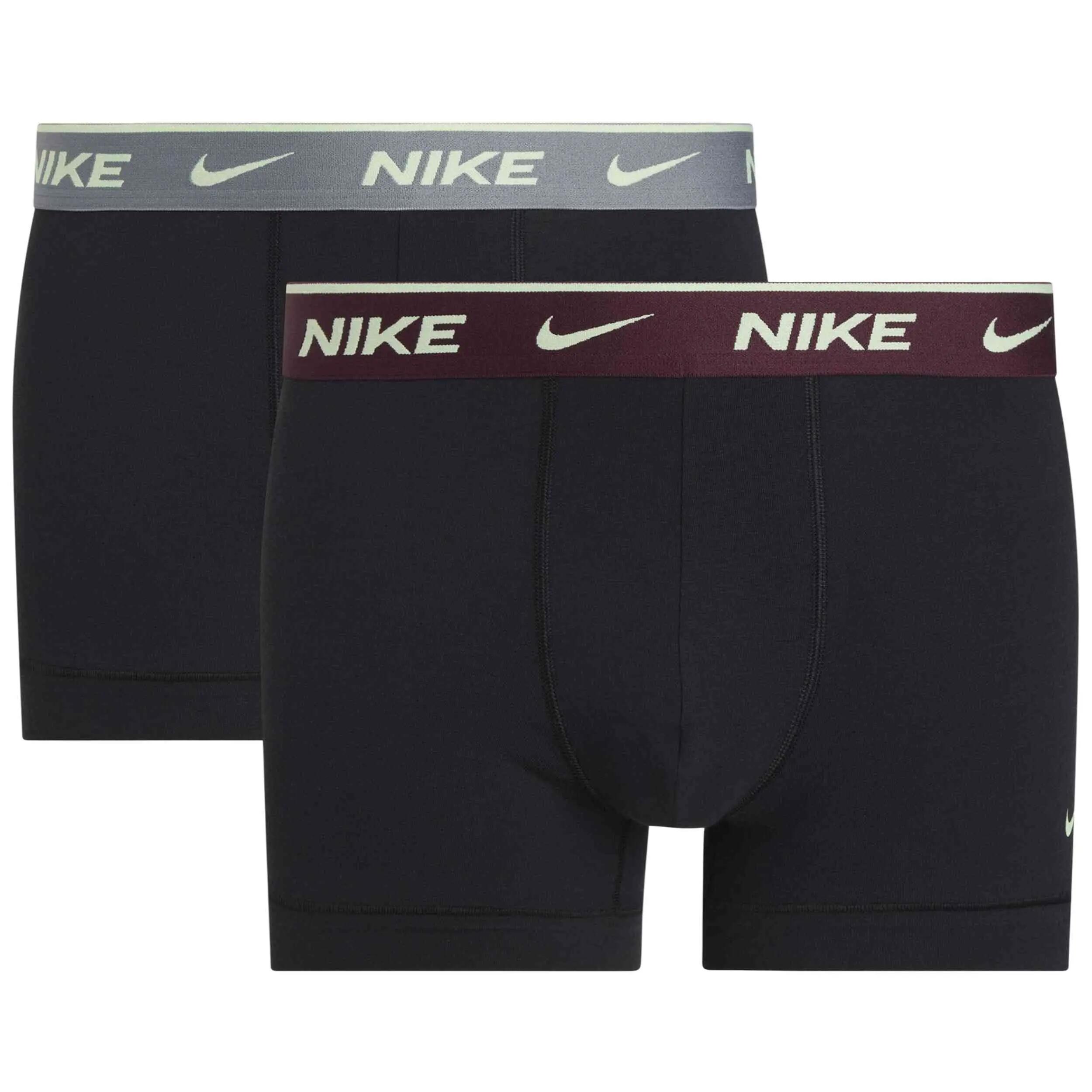 NIKE picture