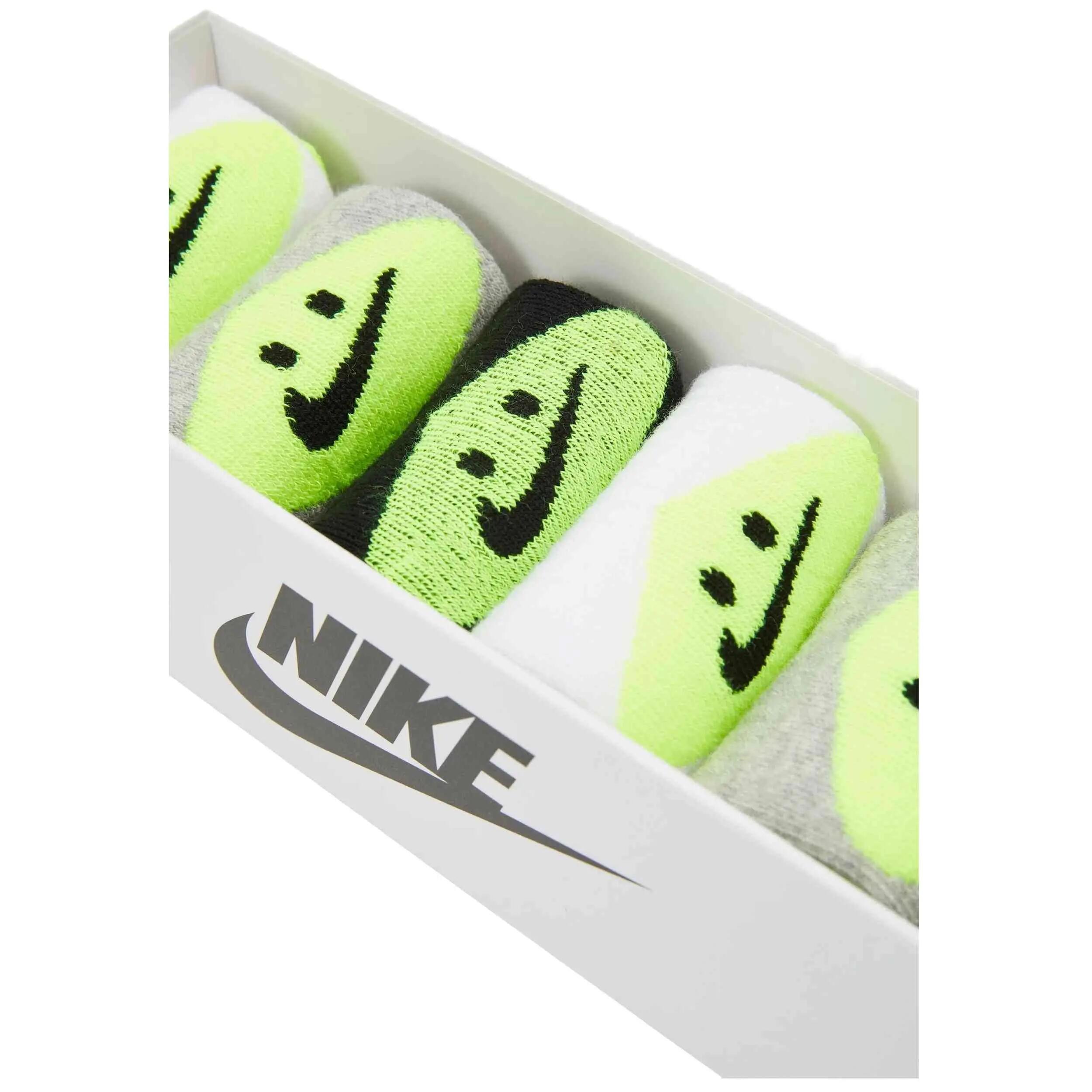 Calcetines Nike modelo Dri-FIT Smiley Crew "Grey Heather" para niños unisex 3/5