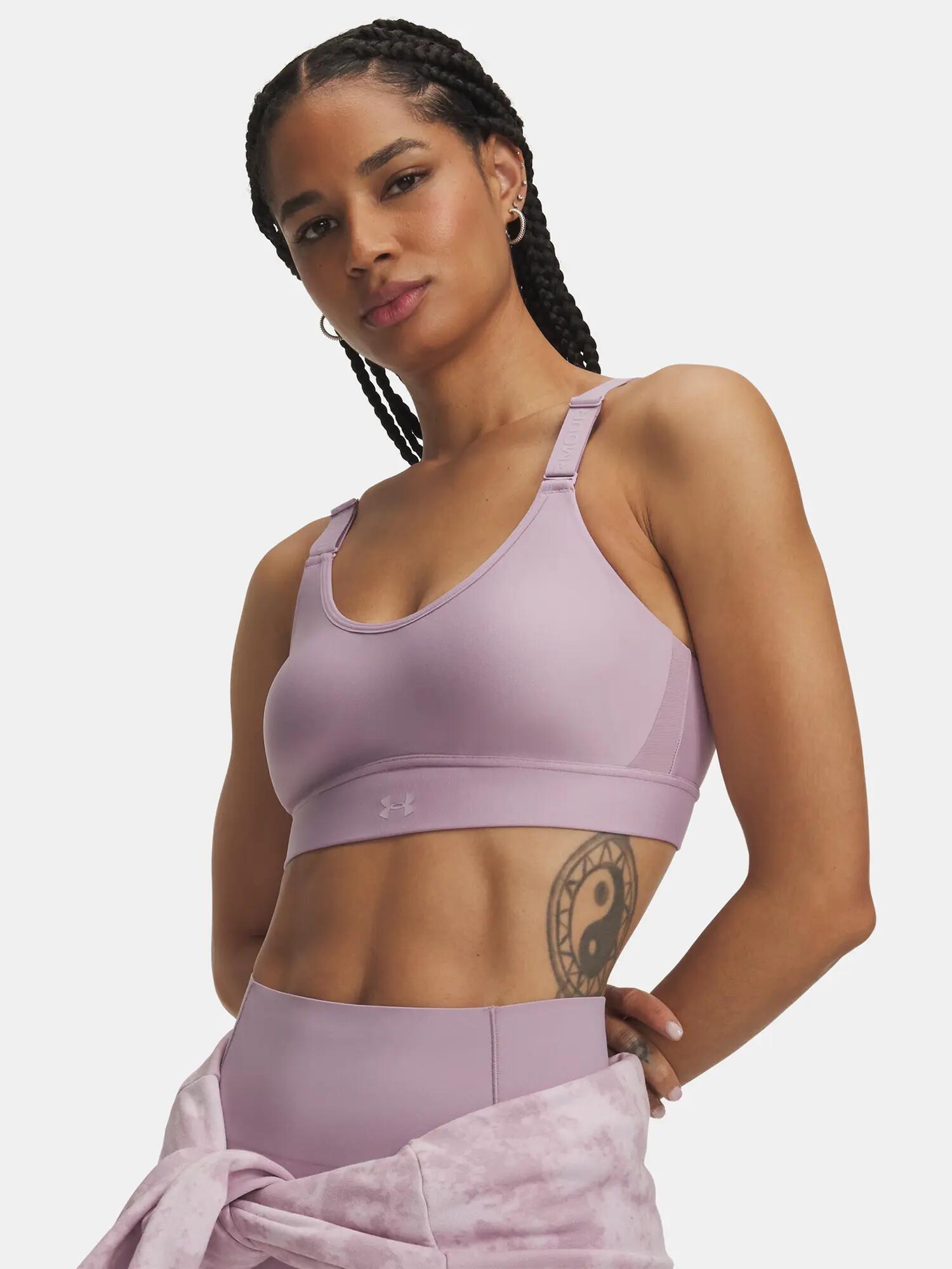 UNDER ARMOUR picture