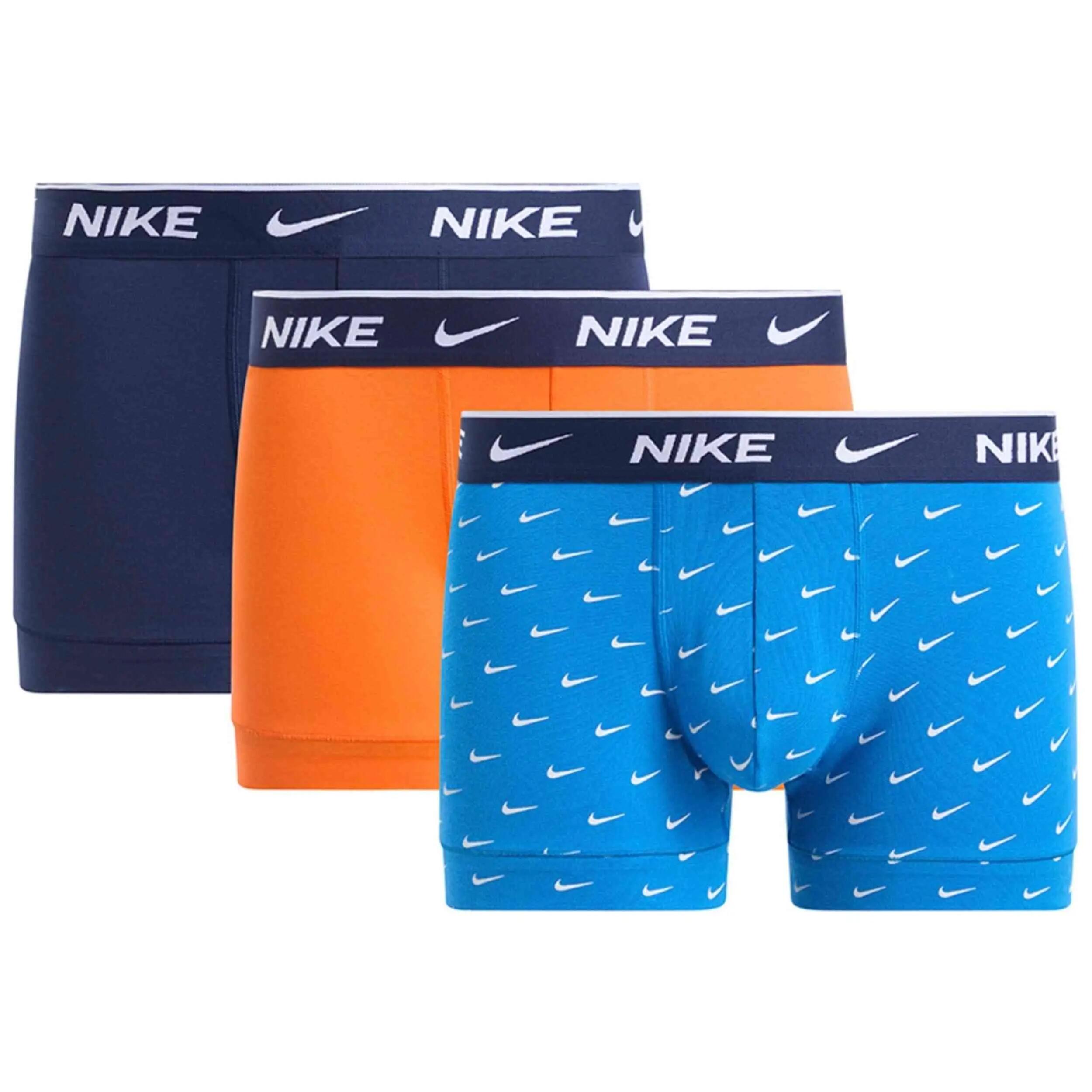 NIKE picture