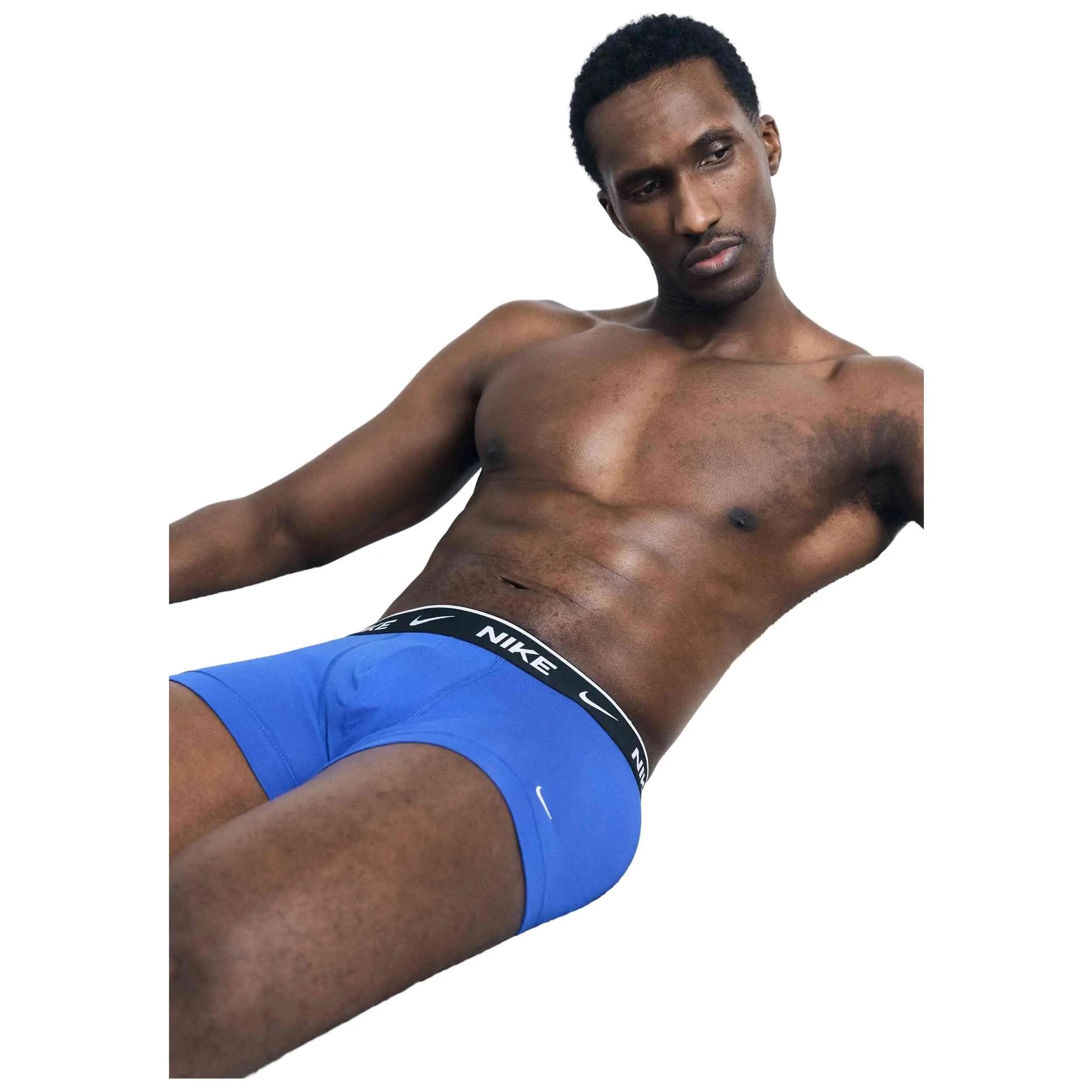 Pack de calzoncillos Nike modelo NQ00KE1284-M7U-M para hombre 4/5