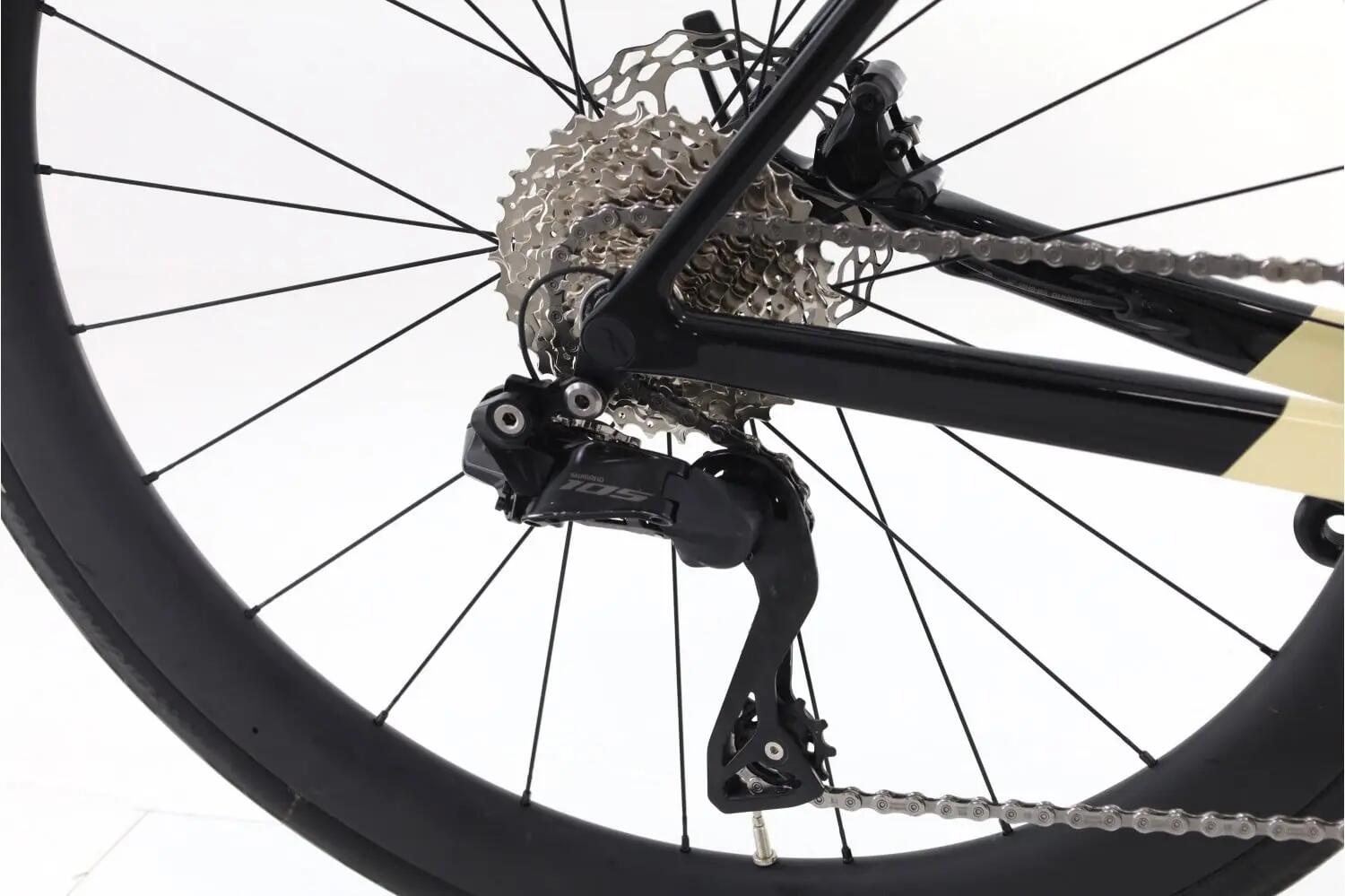 2ND LIFE - Silniční kolo  Ultimate CF SL Di2 12V 12 rychlostí 3/8