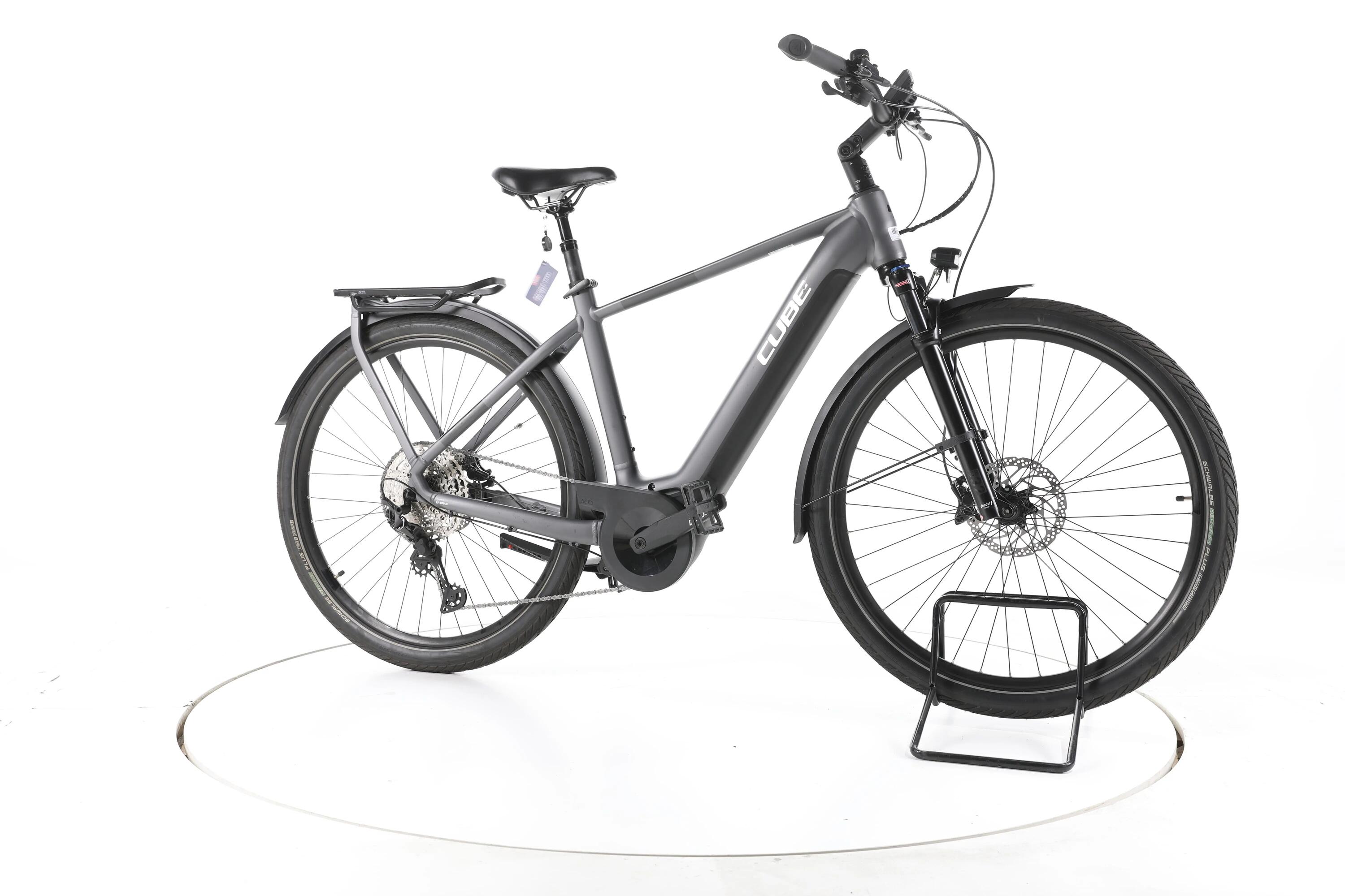 Reconditionné - Cube Touring Hybrid EXC 625 Vélo Électrique de - Très Bon 2/7