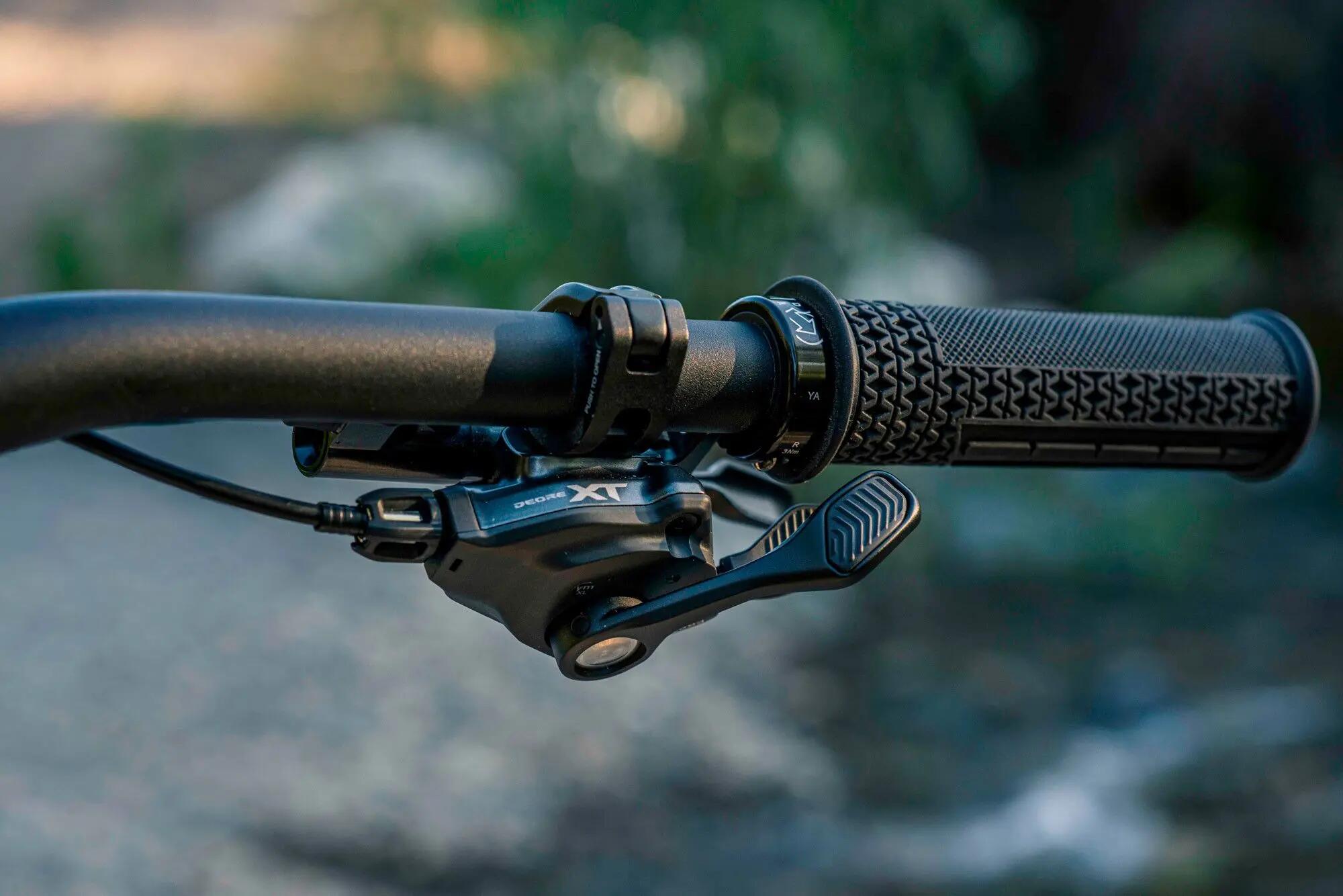 Shimano Deore XT SL-M8200-IR I-Spec EV rechterversnellingshendel (meerdere versn 4/4