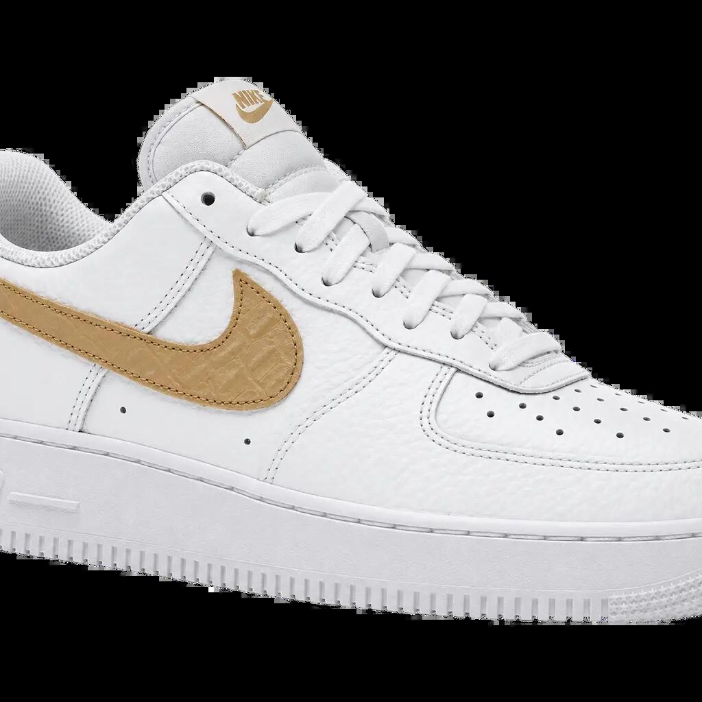 Herren - Sportschuhe - Low-Top-Sneaker - Nike Air Force 1 - Metallic