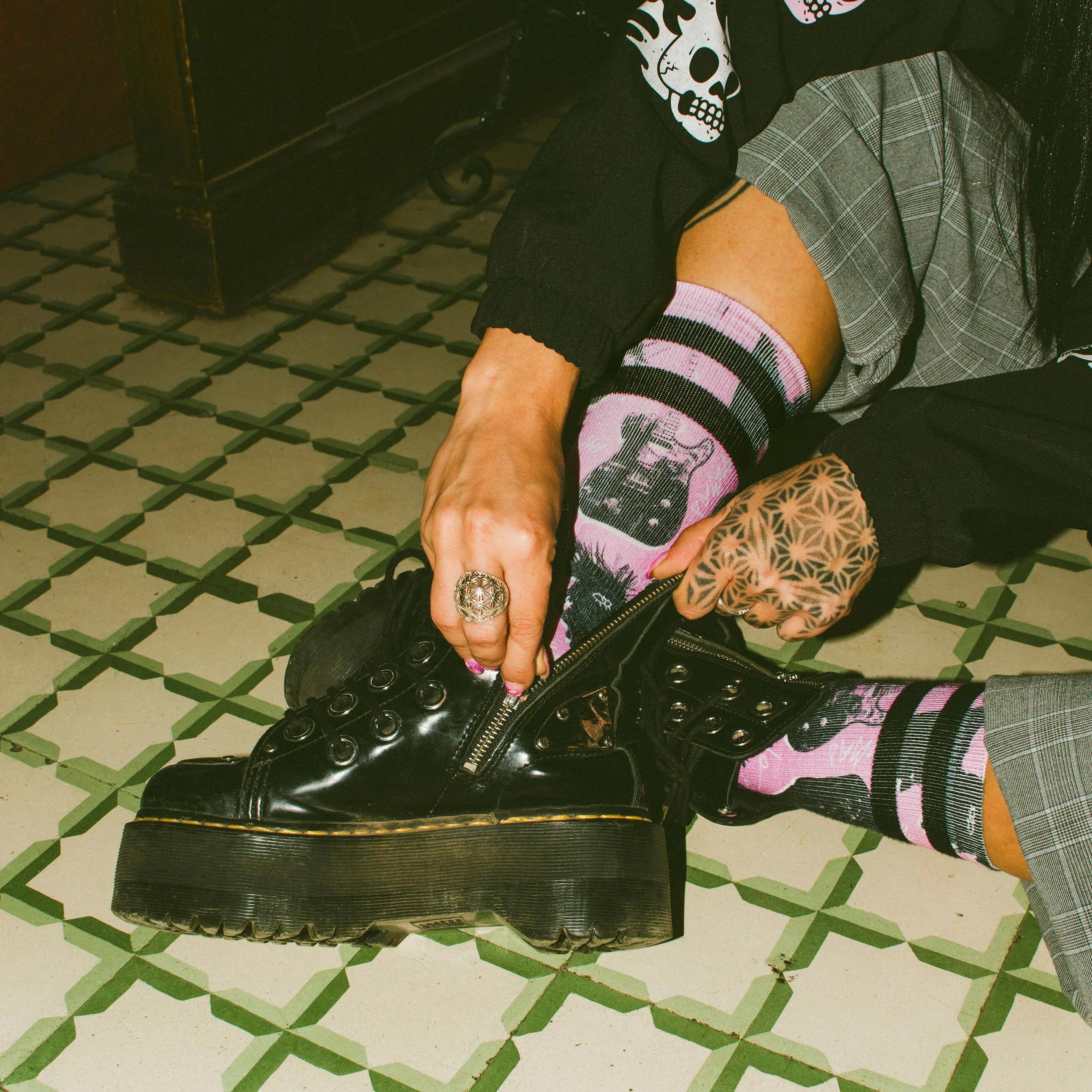 Street Riot - Socken für Laufen, Radfahren und Fitness 5/11
