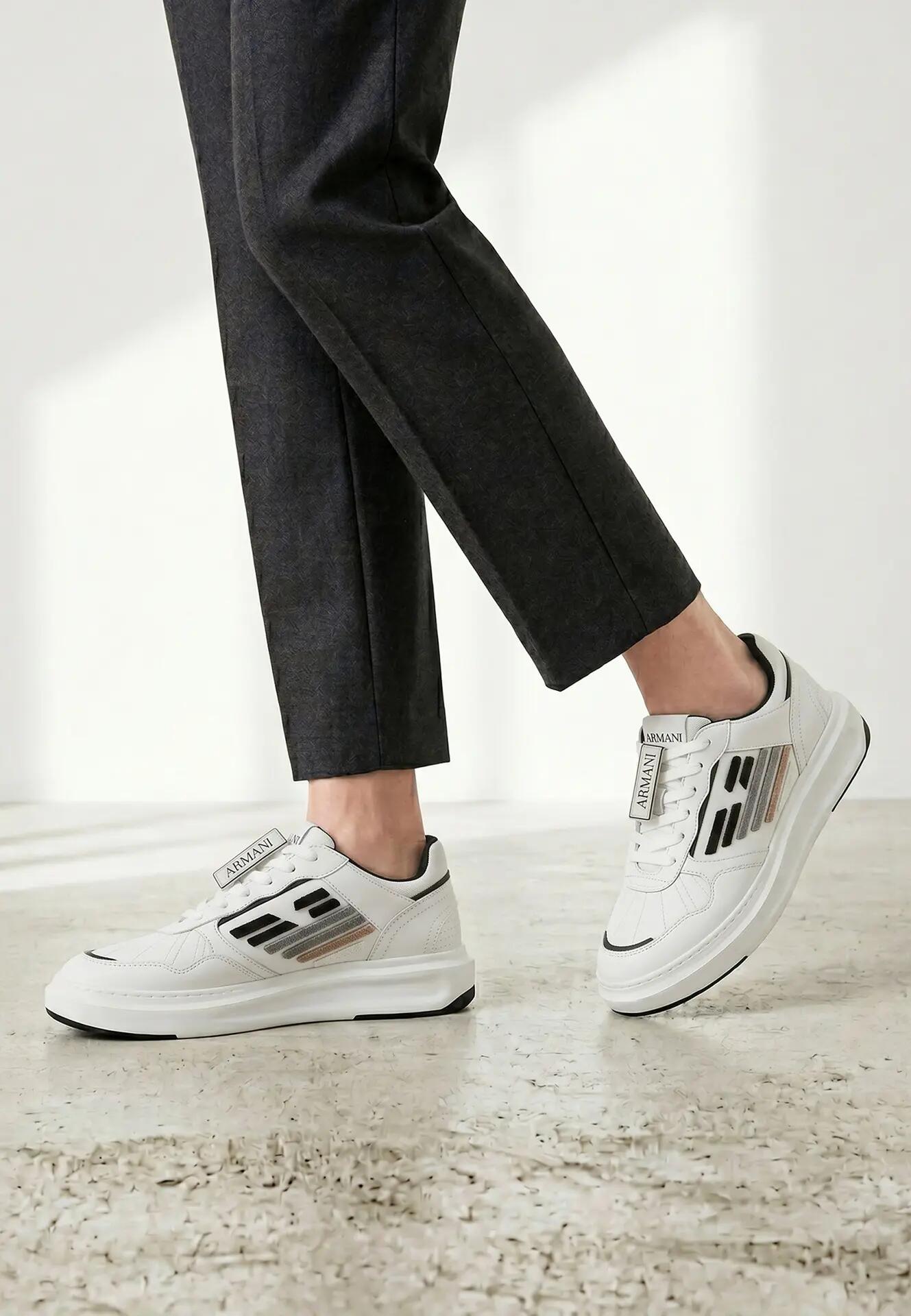 Emporio Armani Platform Sneakers Dames Wit Zwart Veters 5/5