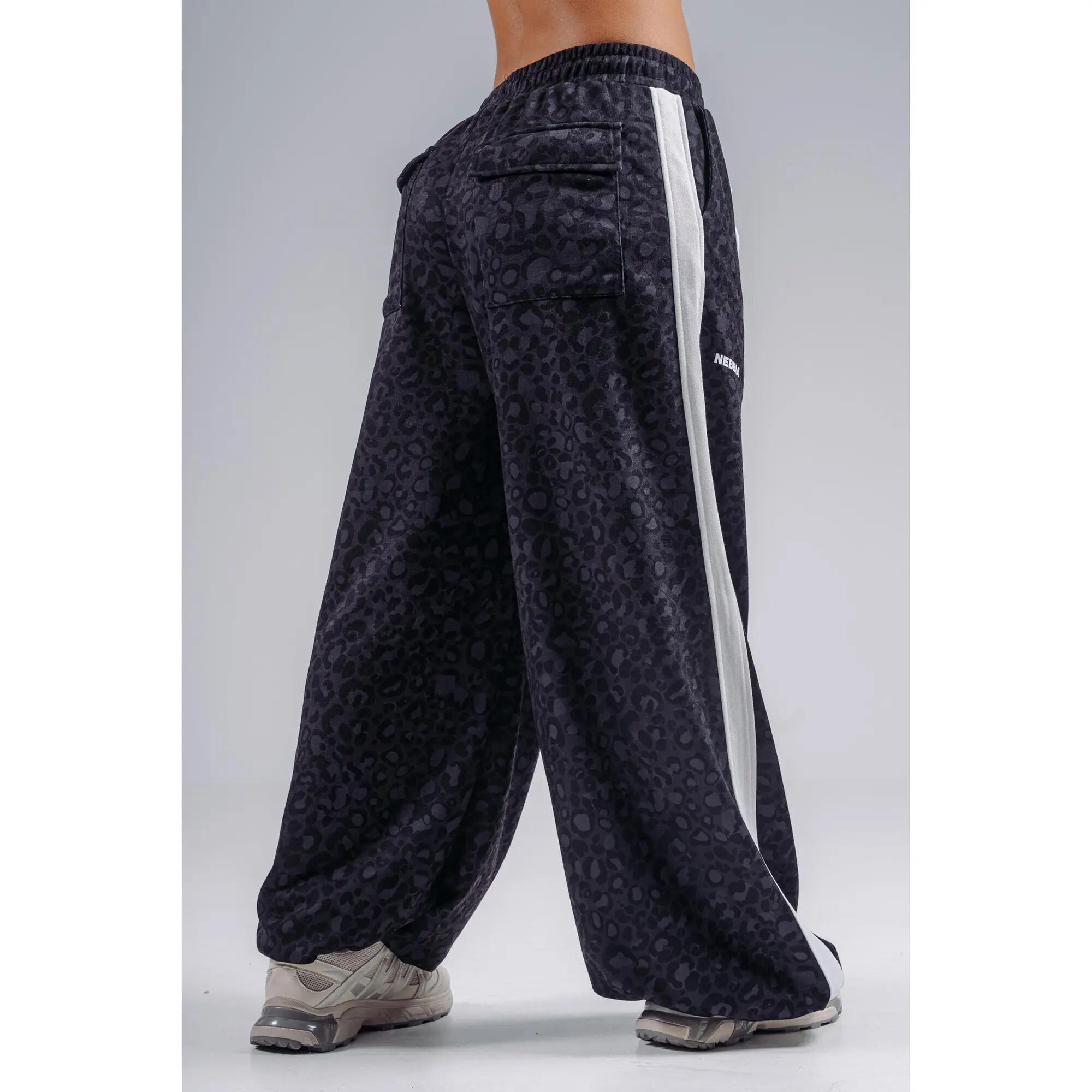 Baggy Sweatpants im Leopardenmuster PRIMAL 865 Black leopard 2/5