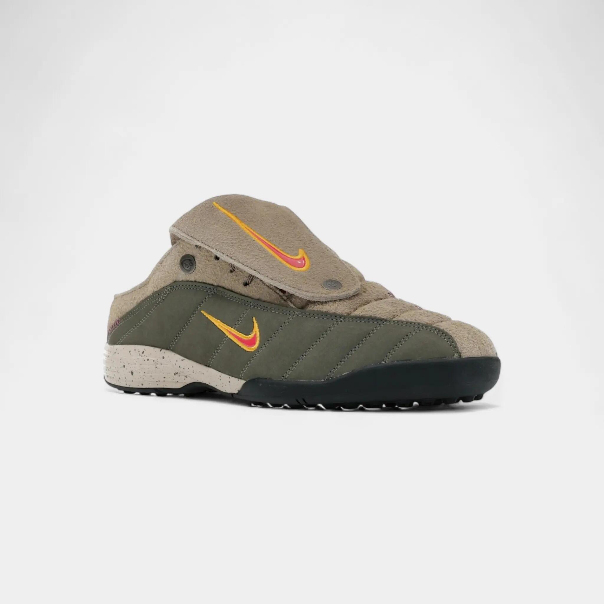 Nike Total 90 Mule Kids of Immigrants Khaki 2/5