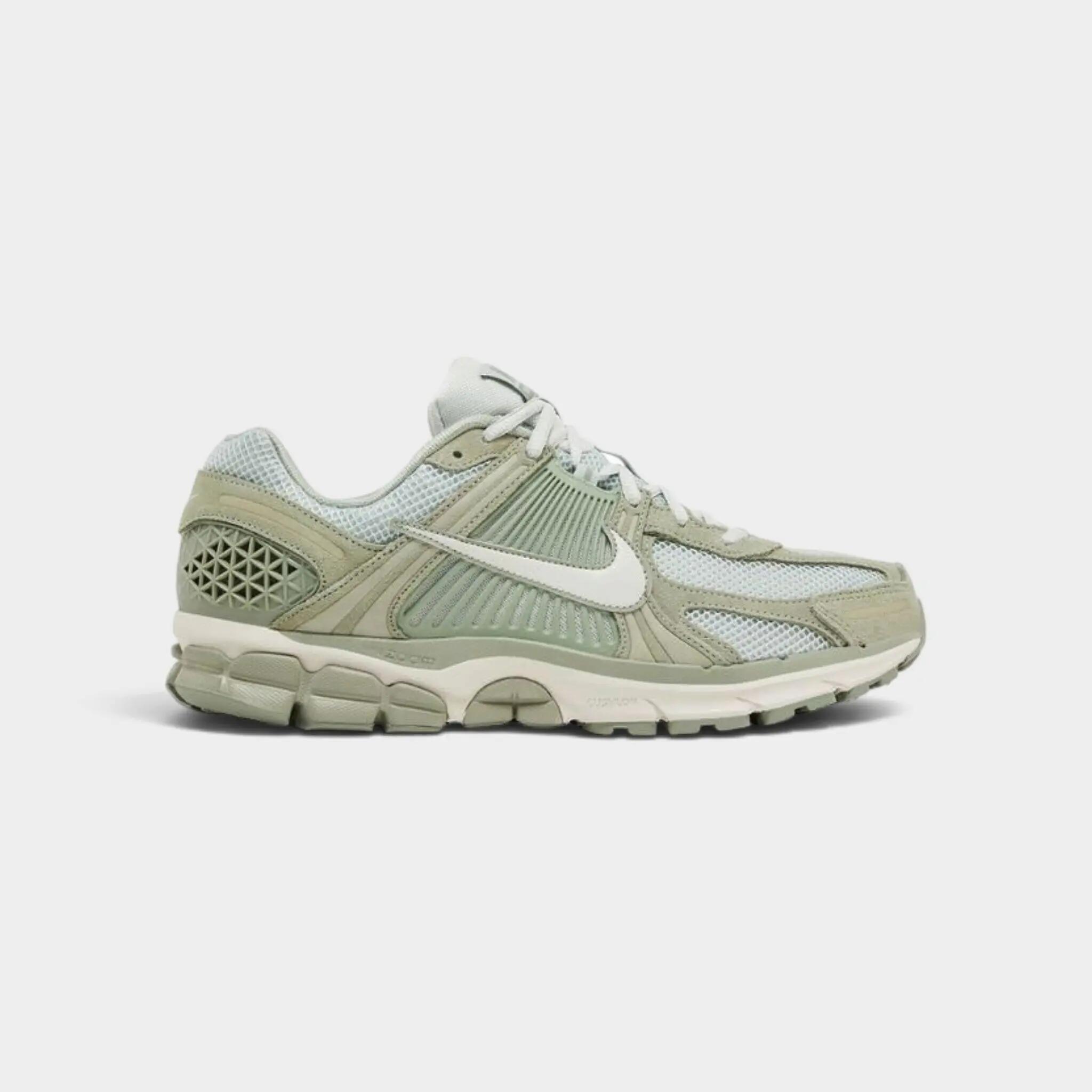 Nike Vomero 5 1/2