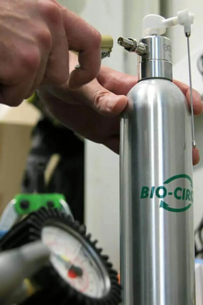 Bio-Circle Sprühflasche Air-Force 650 ml - durable, rechargeable à air comprimé. 3/3