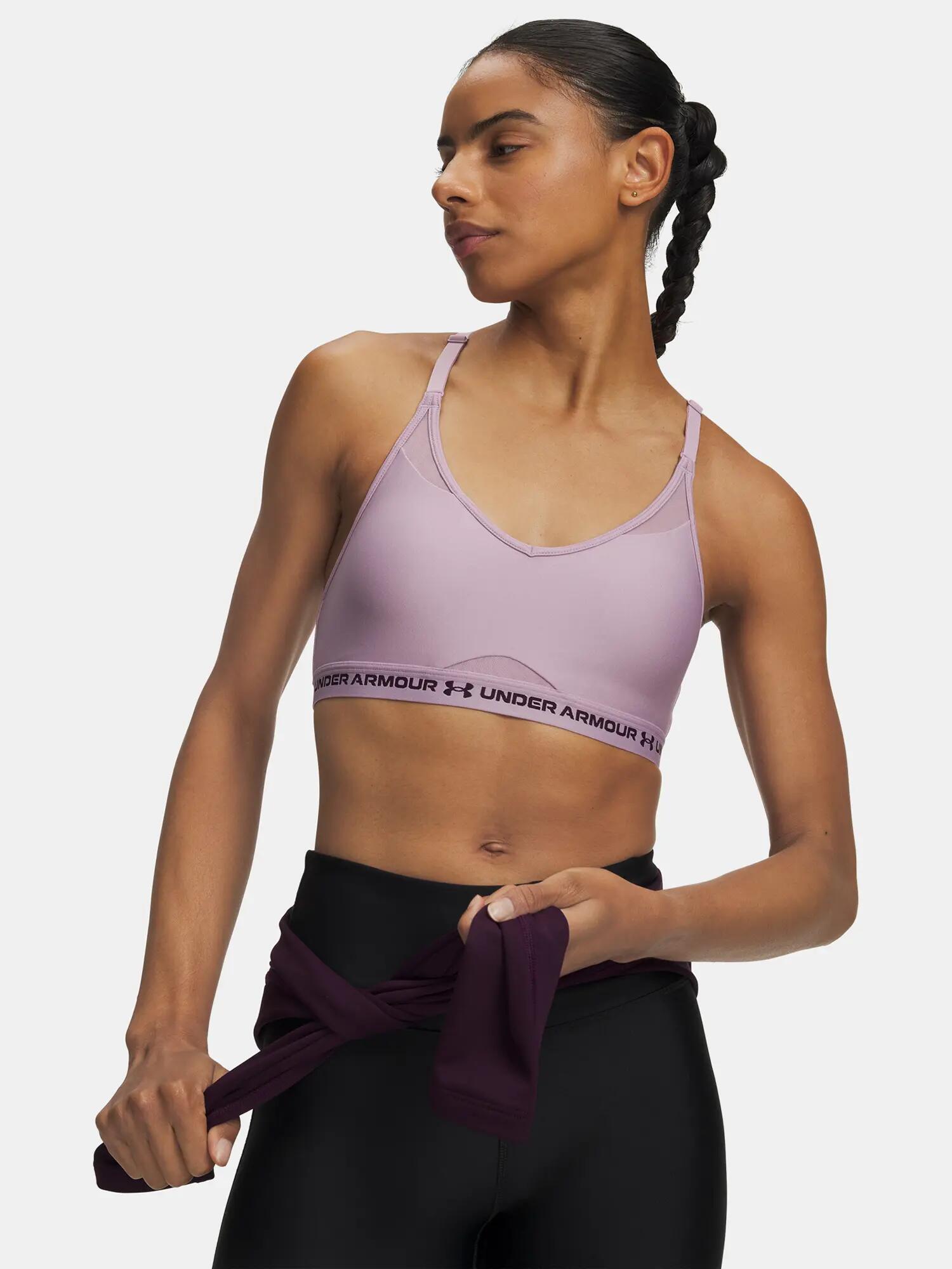 UNDER ARMOUR picture