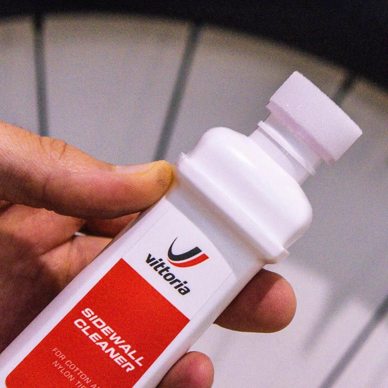 Vittoria Sidewall Cleaner voor banden 100 ml 4/5