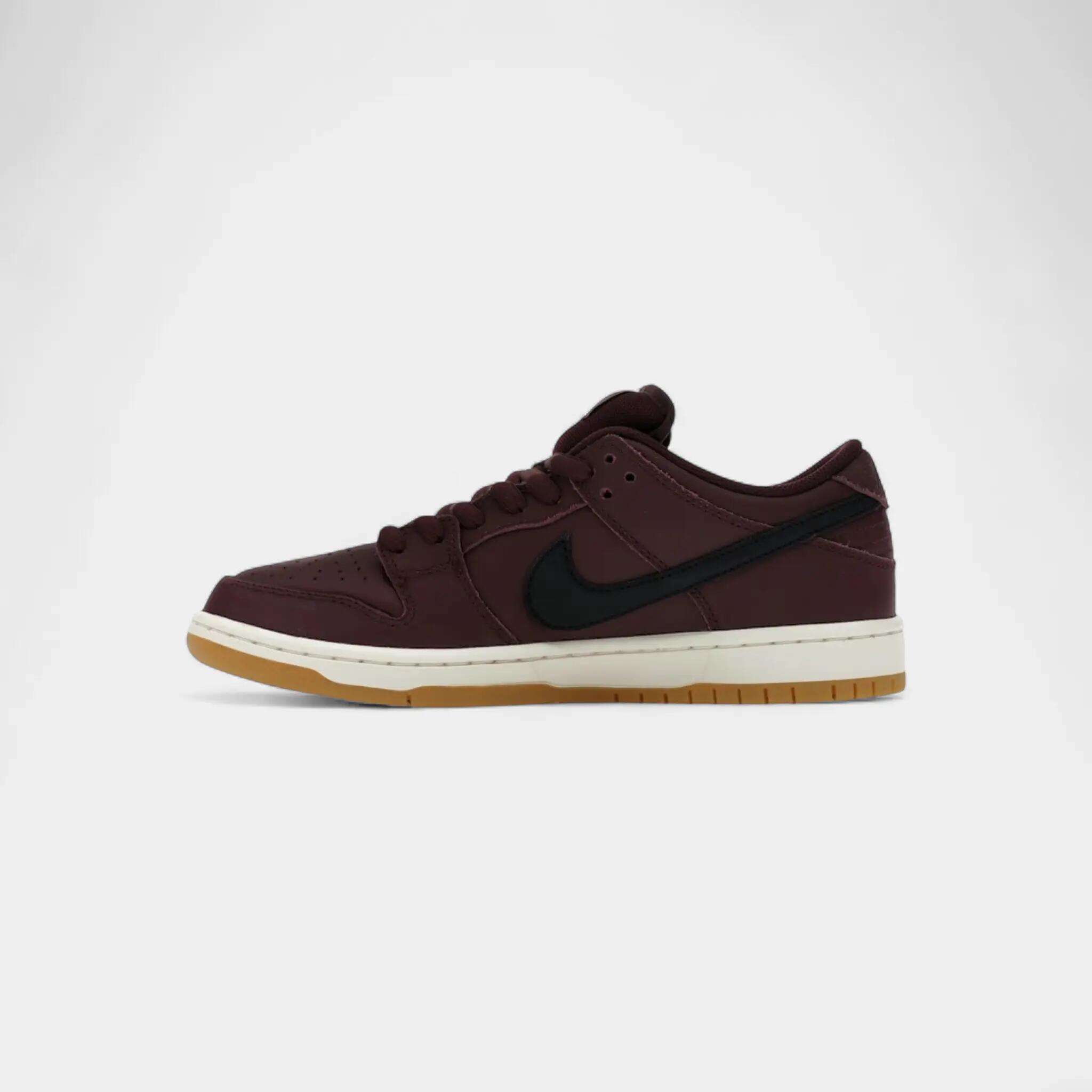 Nike SB Dunk Low Pro Burgundy Crush 4/4