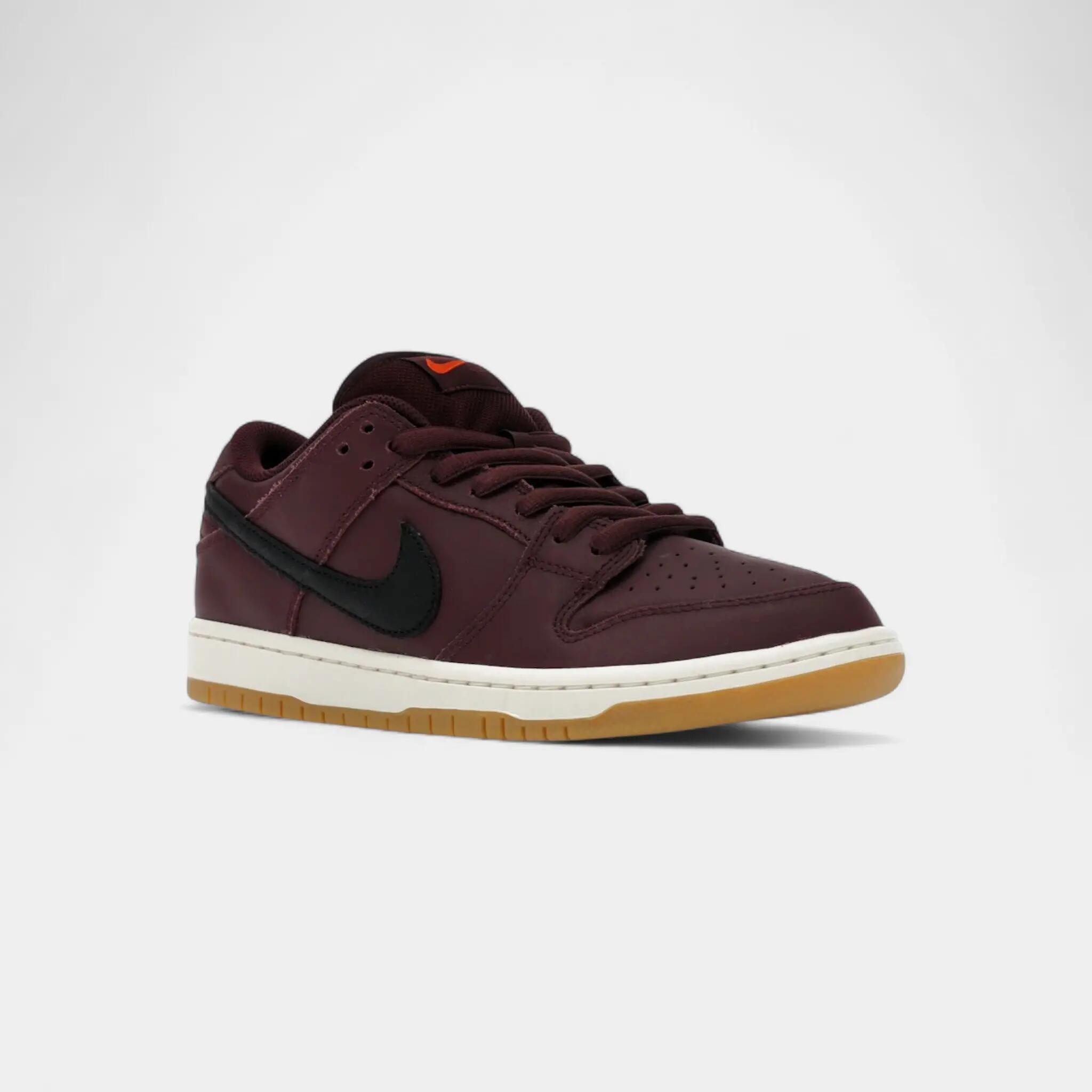 Nike SB Dunk Low Pro Burgundy Crush 2/4