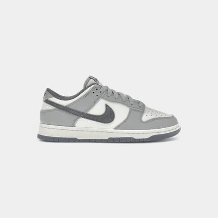 Nike Dunk Low SE Light Carbon