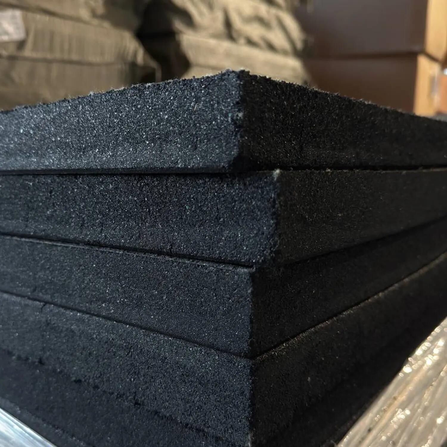 Pavimento Gommato - 1x1 mt - 4 cm | Grana Fine Antiscivolo 6/6
