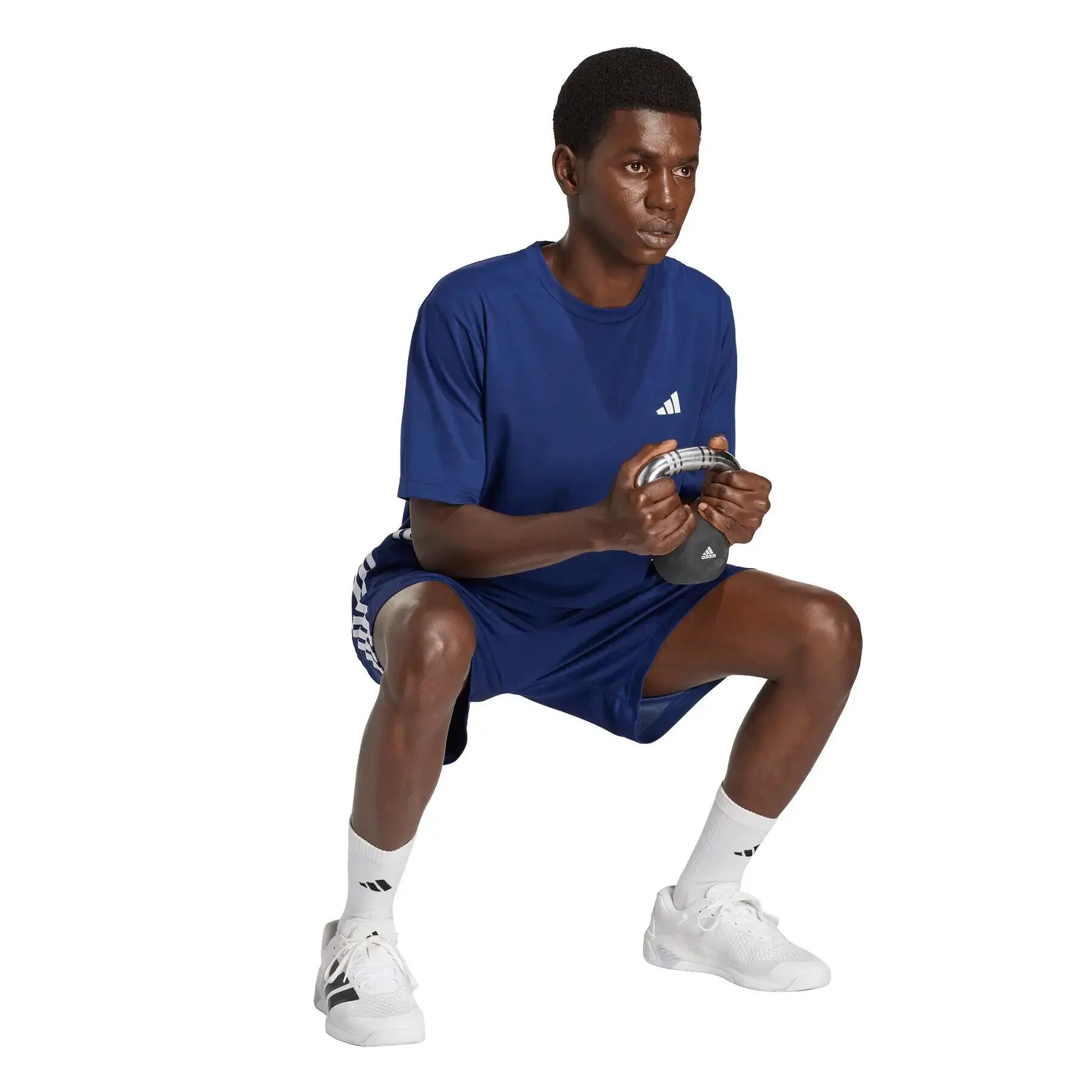 Shorts adidas Essentials Base 3-stripes 4/6