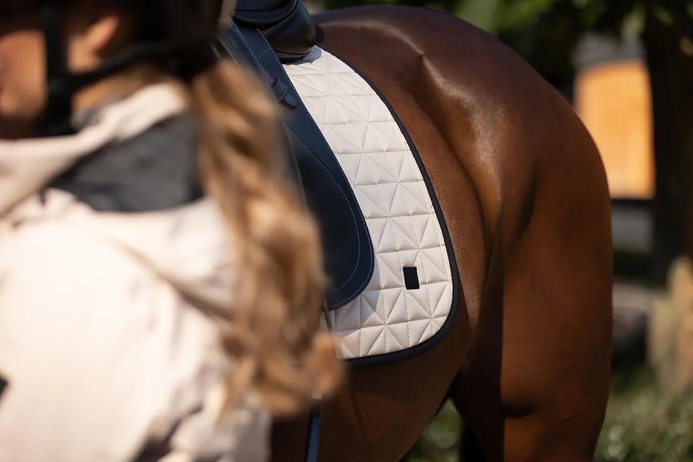 Housse de selle BR Lilly dressage 7/13