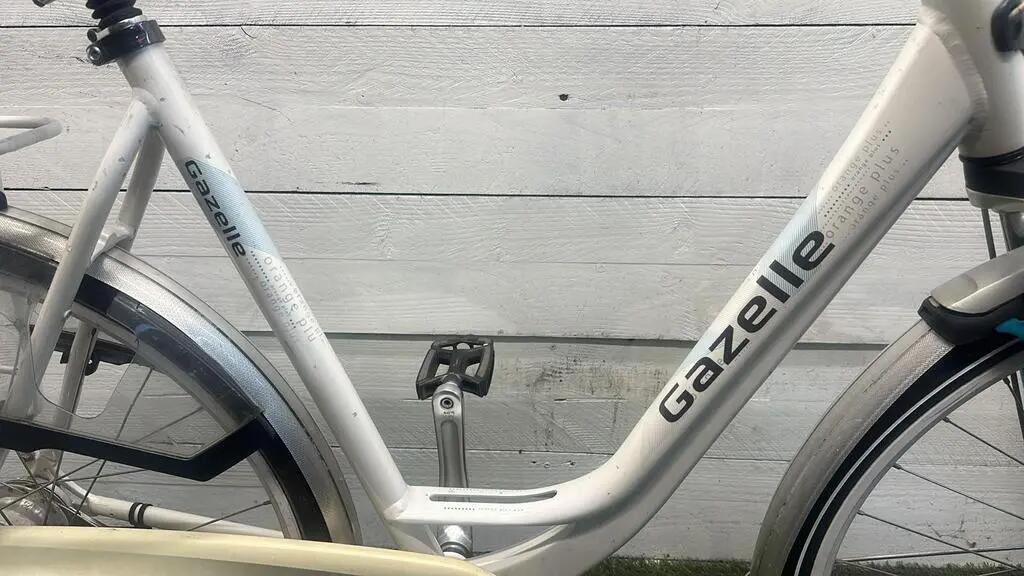 Vélo d’occasion Gazelle Orange 4/4