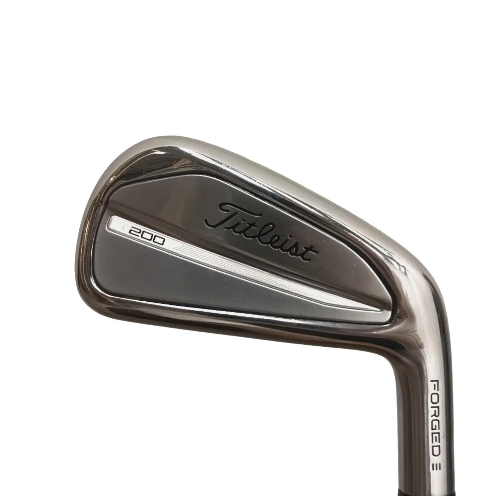 TITLEIST picture