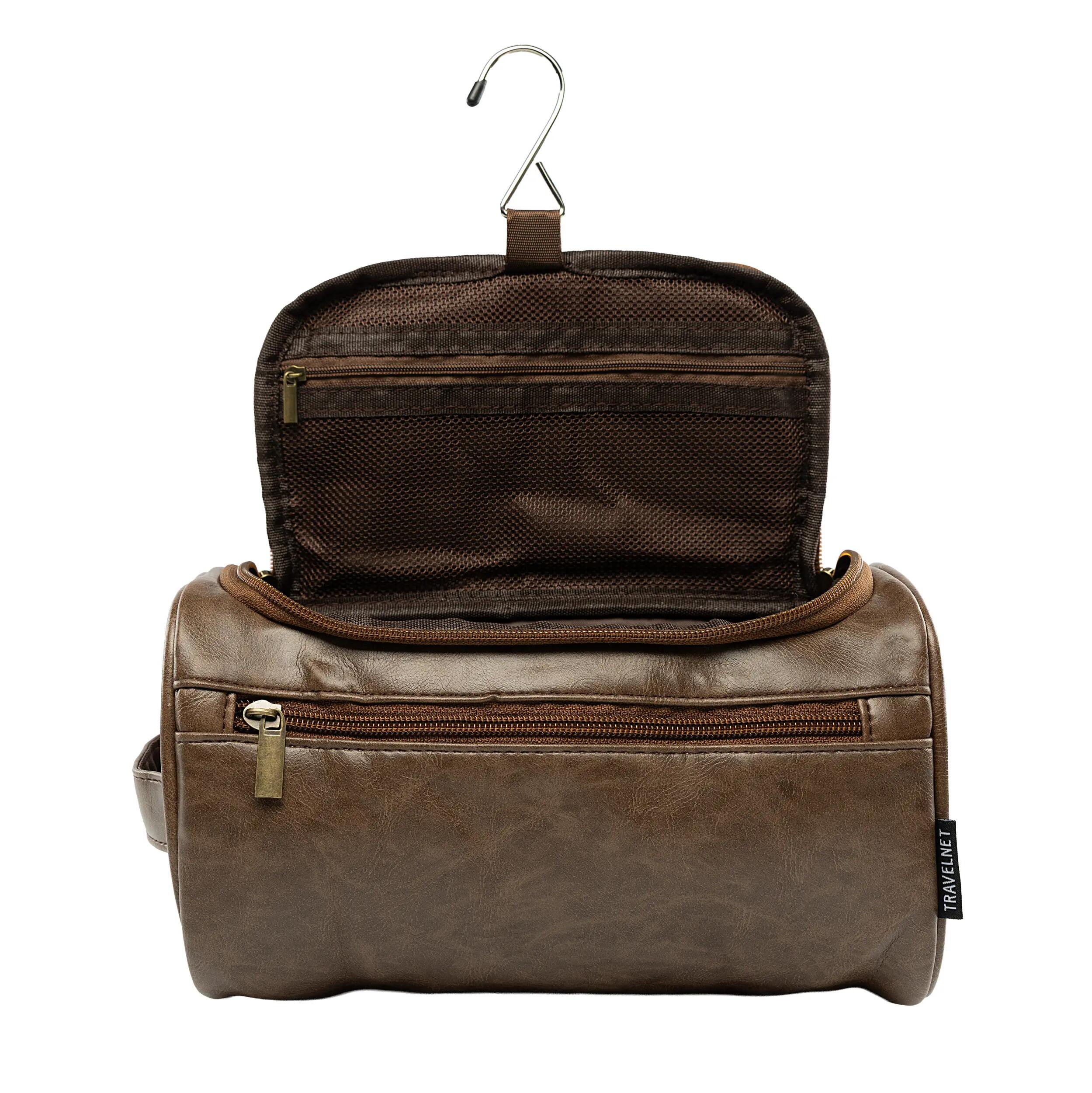 Travelnet Trousse de toilette aspect cuir avec crochet 4/7