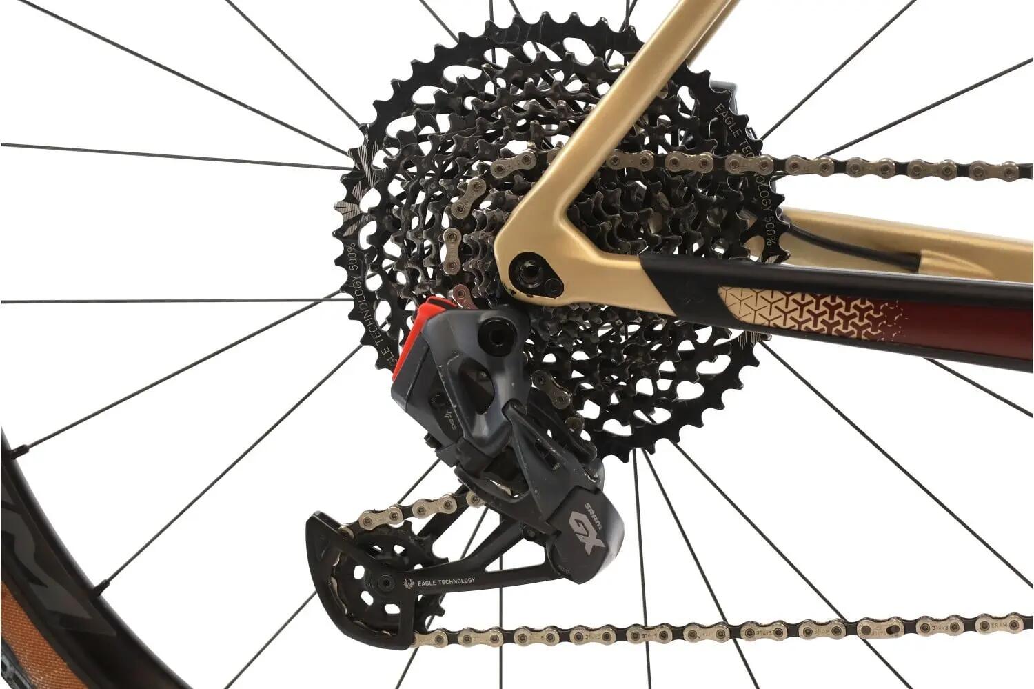 2ND LIFE - Gravel kolo Colnago G3-X AXS 12V 12 rychlostí 3/8
