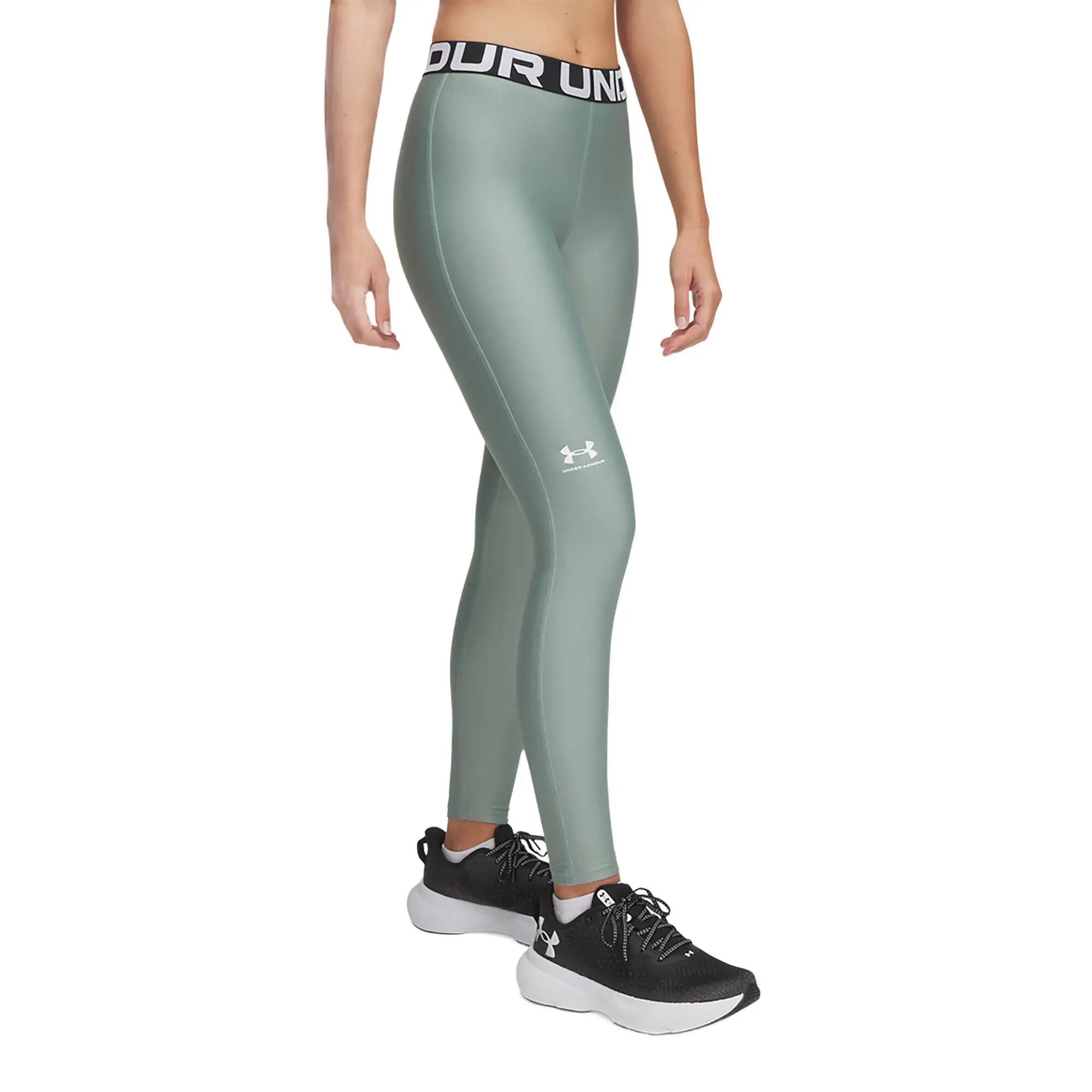 UNDER ARMOUR picture